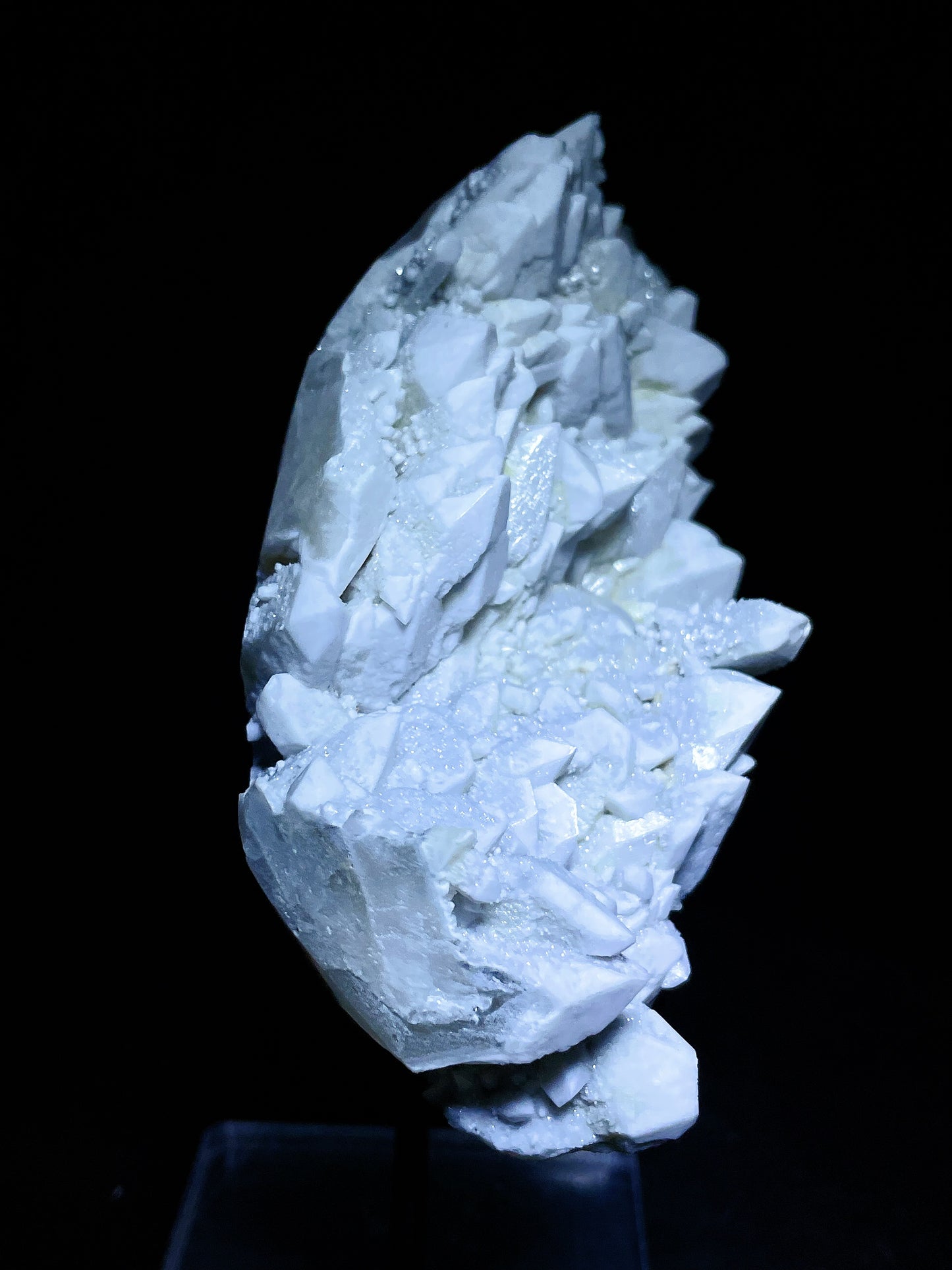 Inner Mongolia candle quartz specimen