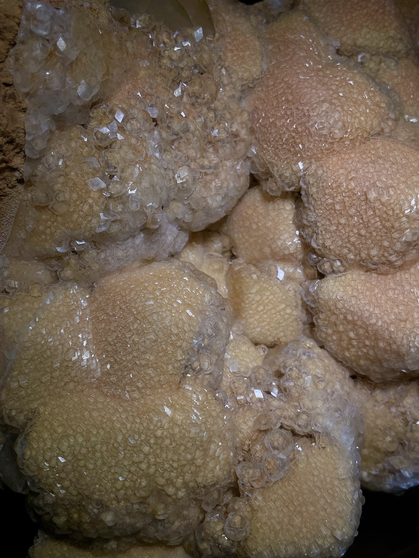 orange calcite origin Hunan