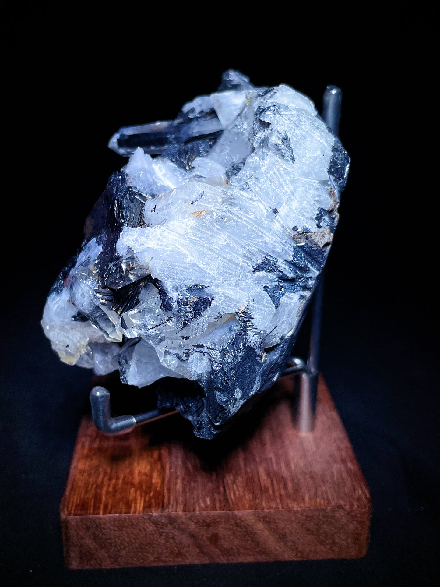 specularite with quartz specimen Jiangxi China
