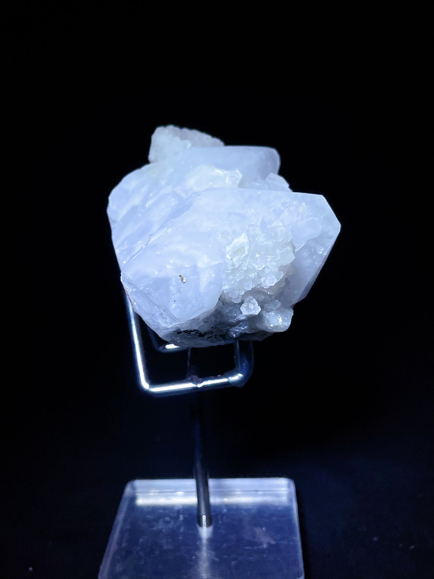 clear quartz with calcite specimen Inner mongolia