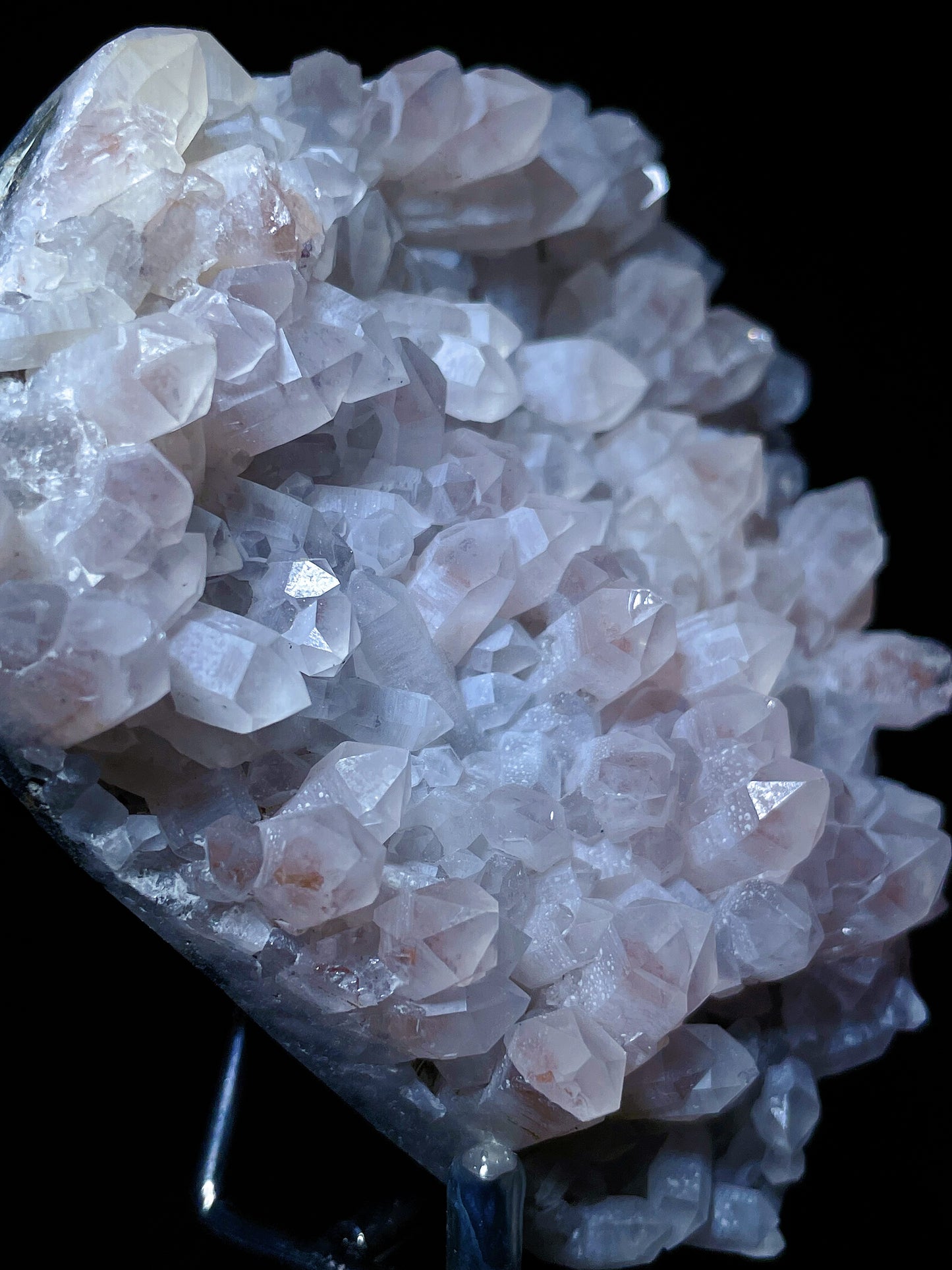 red quartz cluster Fujian China