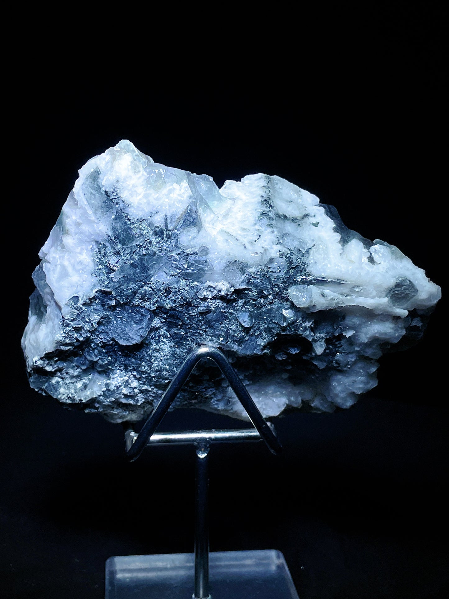 candle quartz with fluorite specimen Inner Mongolia