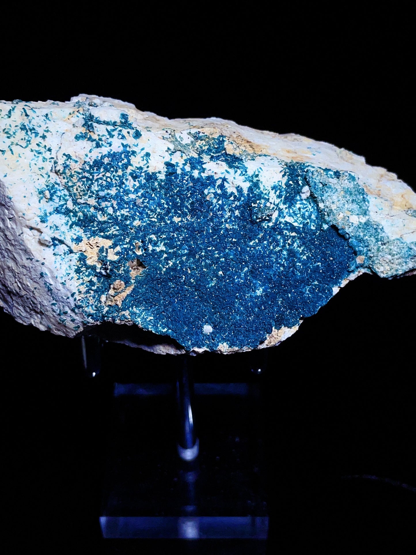 Yunnan China Veszelyite specimen