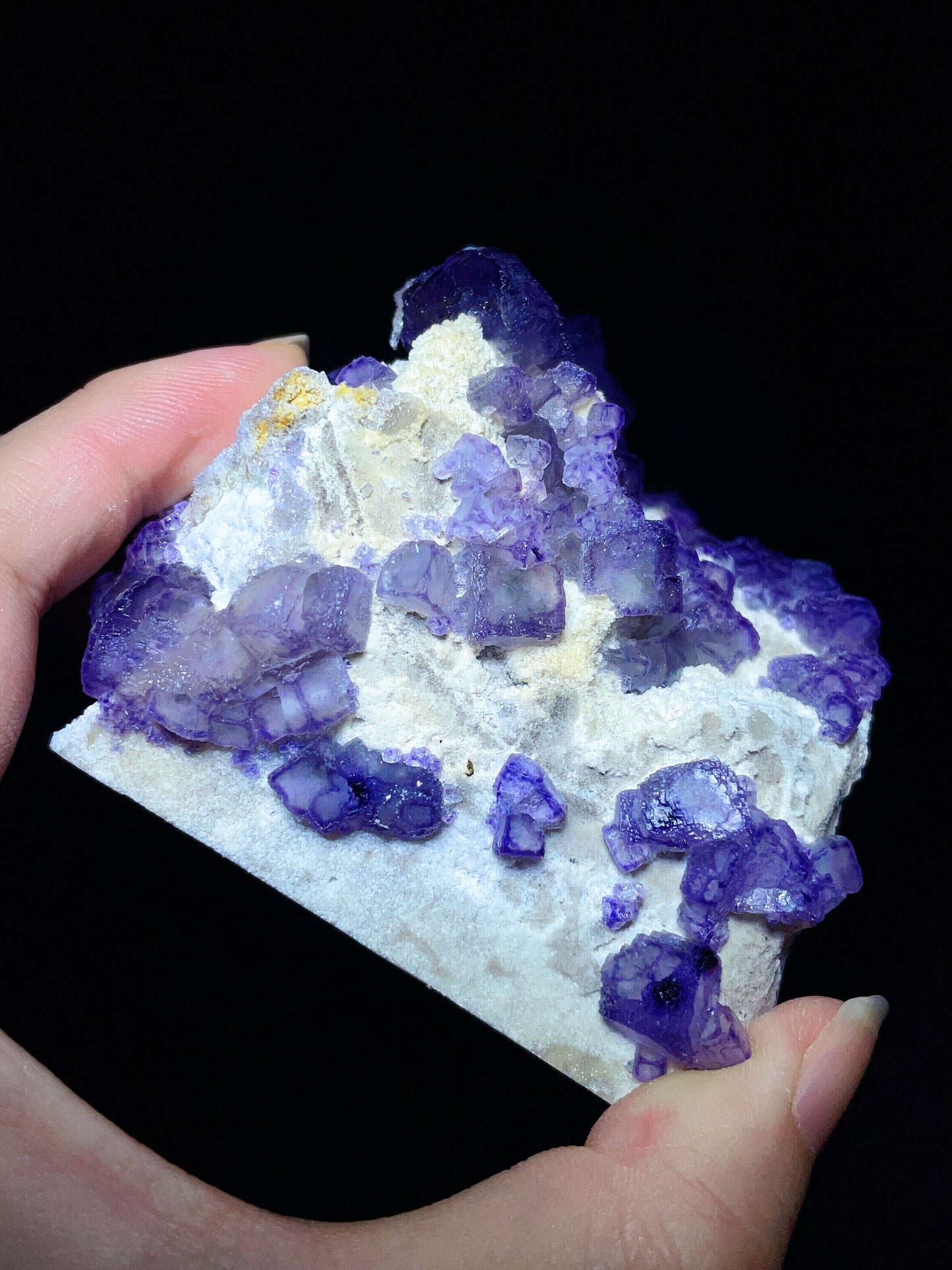 Purple Edge Fluorite from Guizhou, China