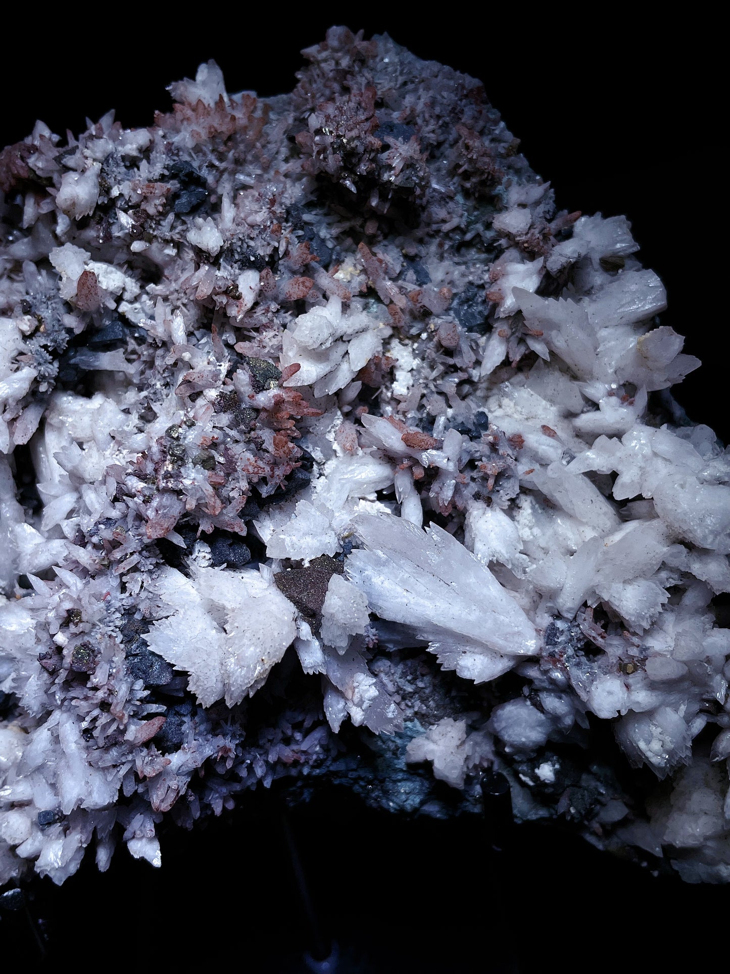 feather calcite origin Hubei