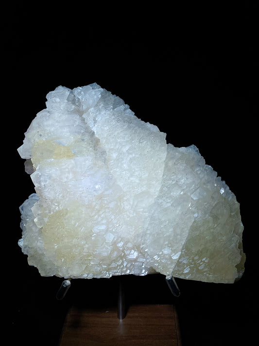 Hunan yellow thousand calcite specimen