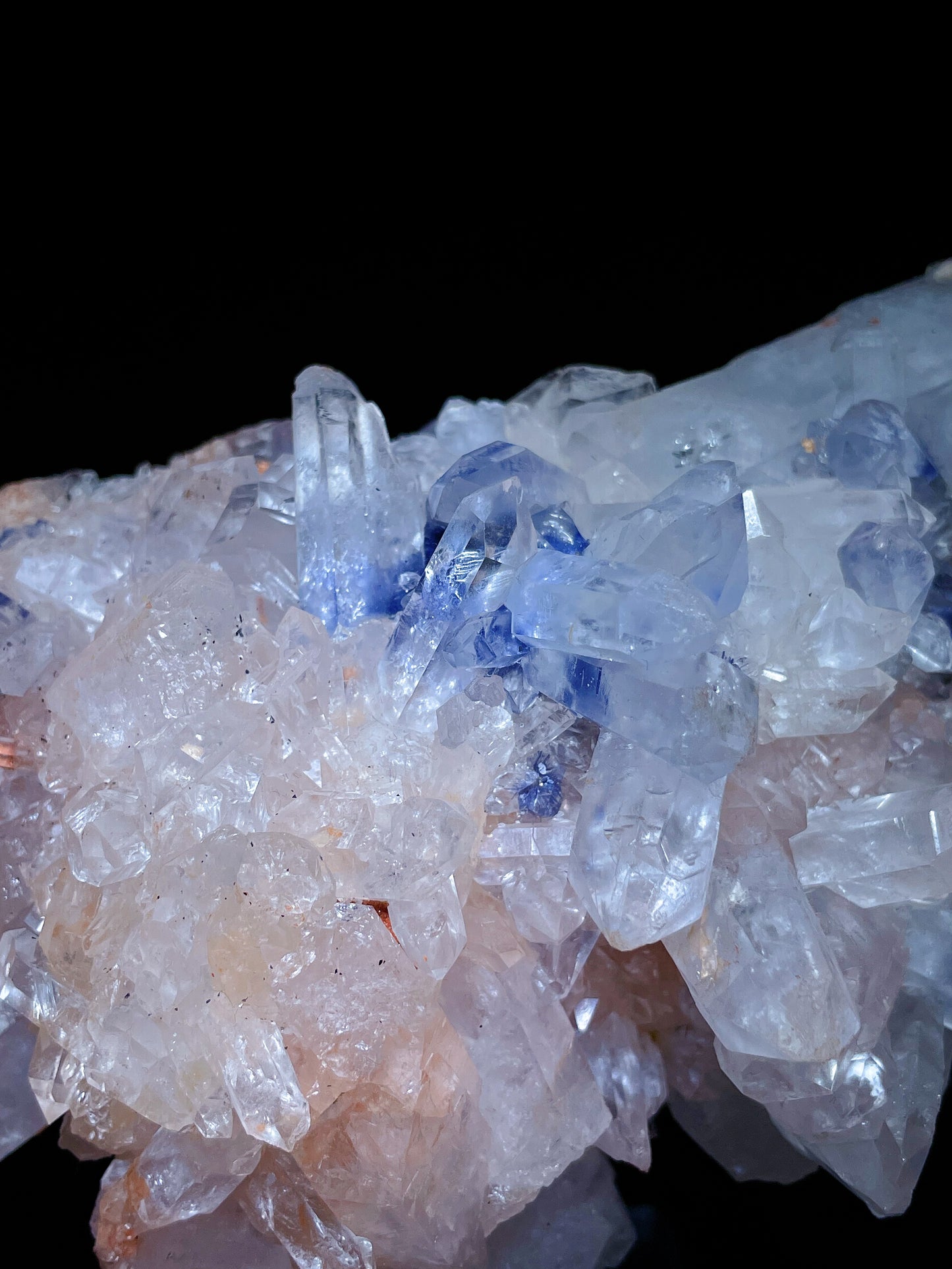Brazil dumortierite specimen