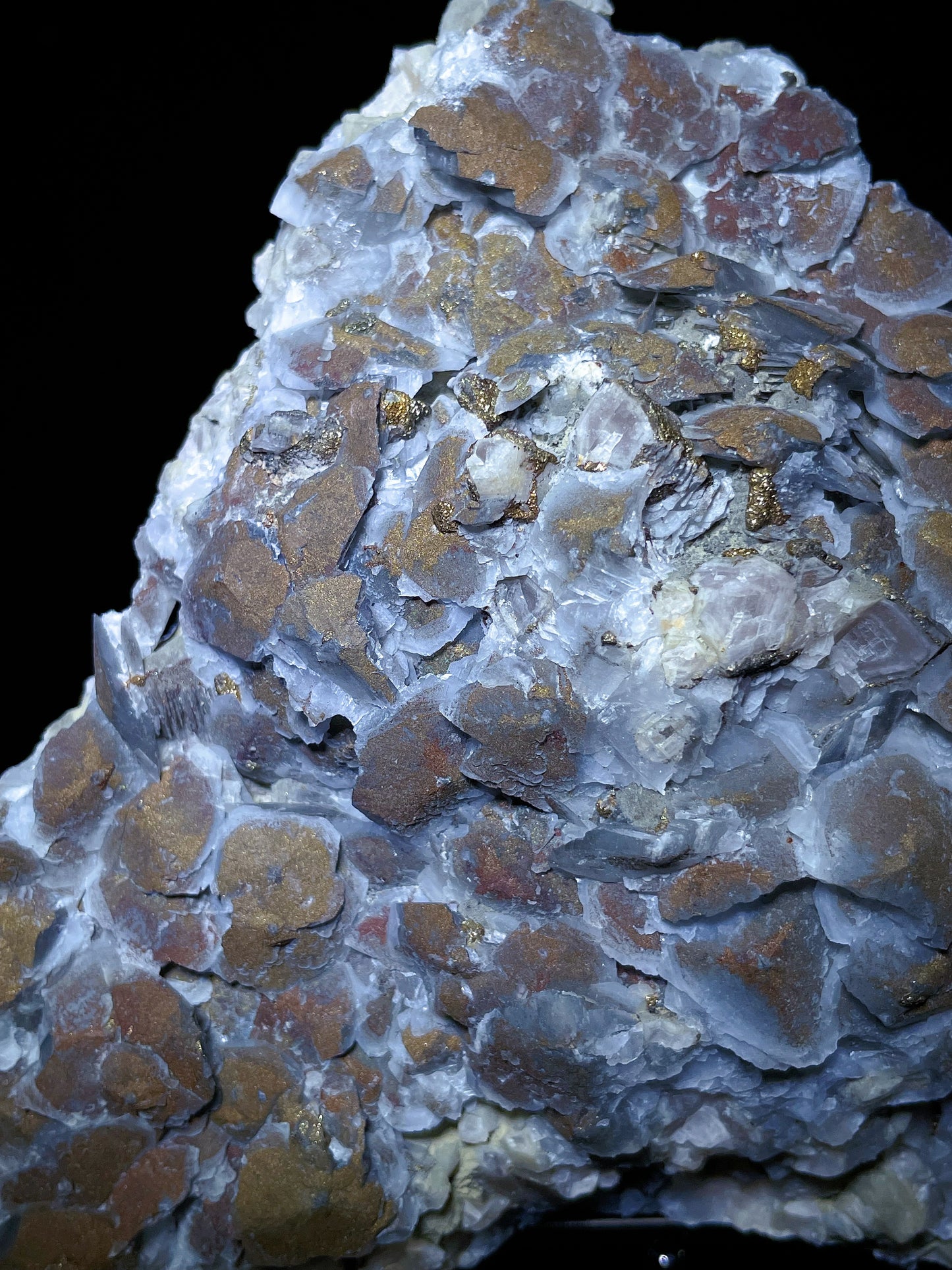 petal calcite with pyrite specimen Hubei China