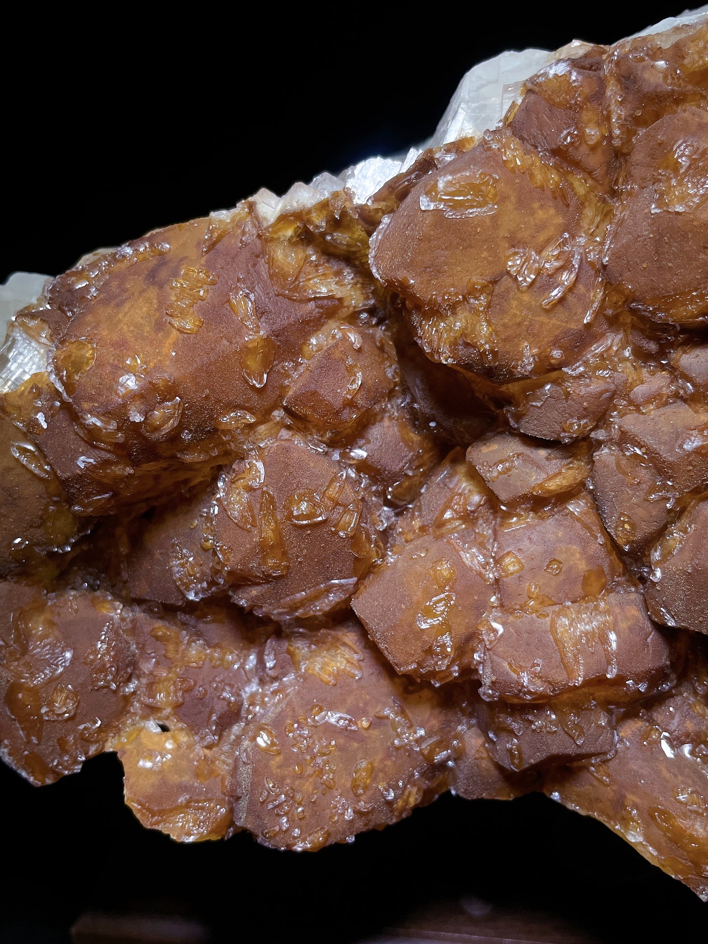 yellow calcite origin Hunan