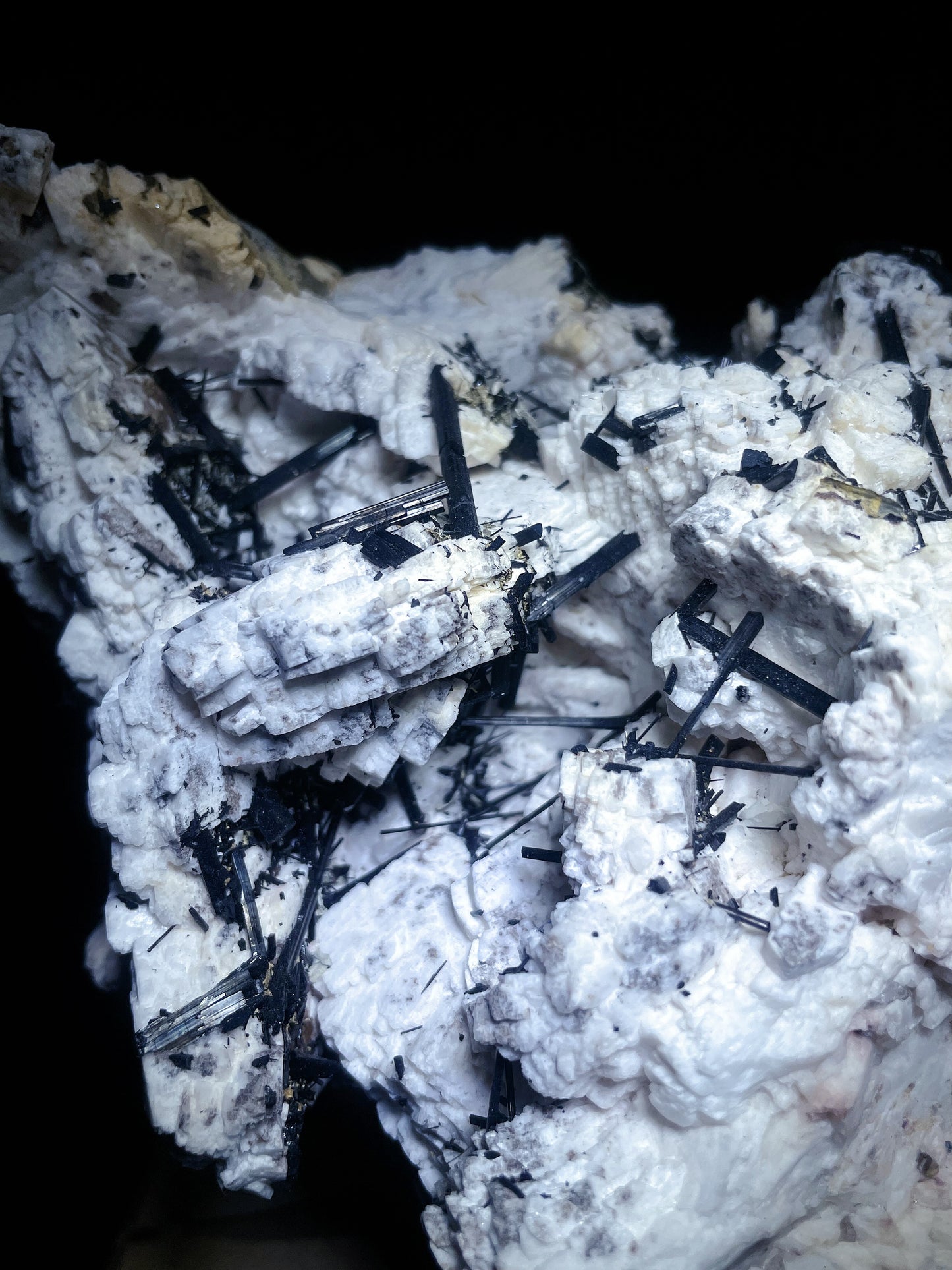 tourmaline origin Guangxi