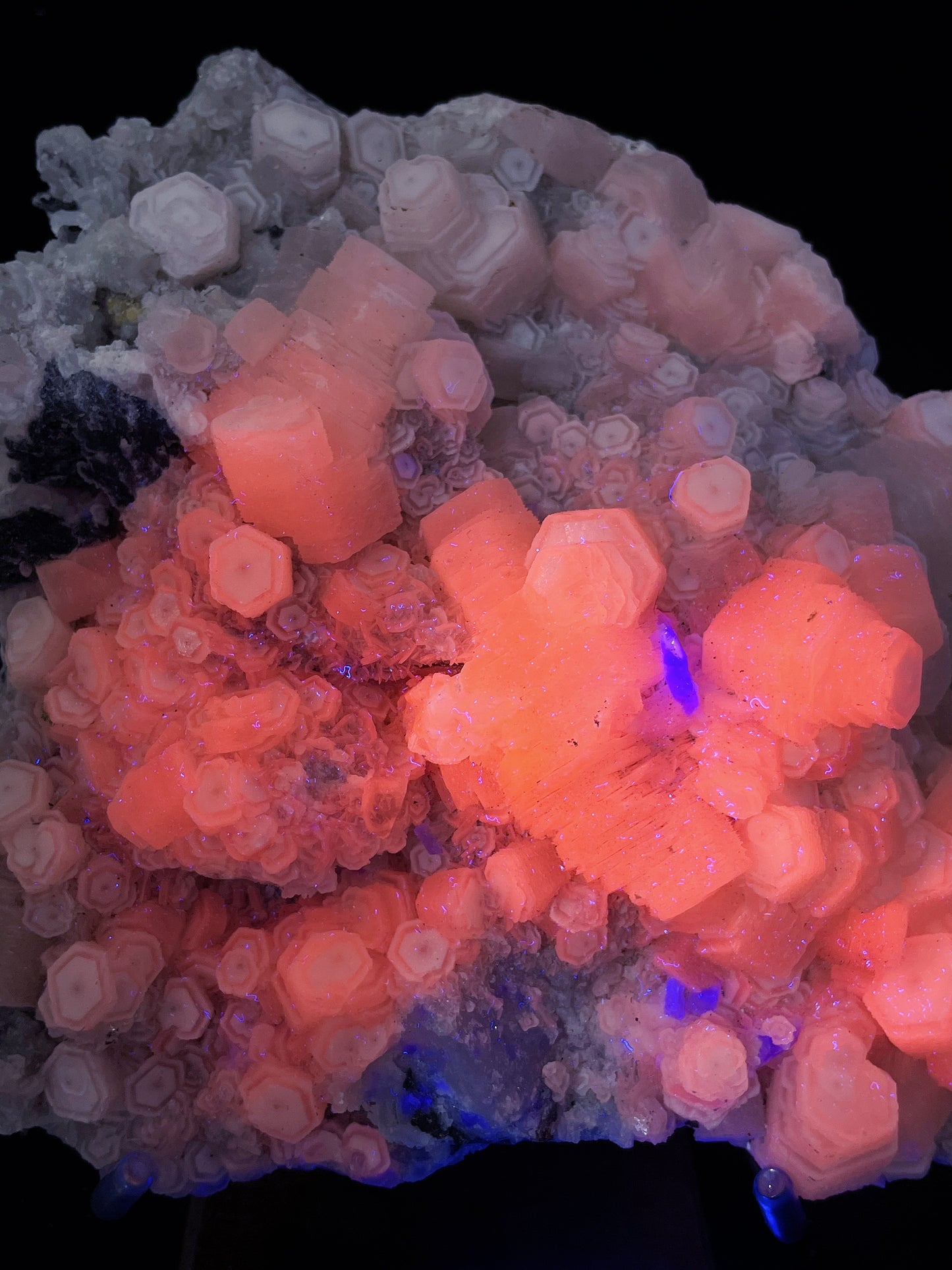 coin calcite fluorite  origin Fujian