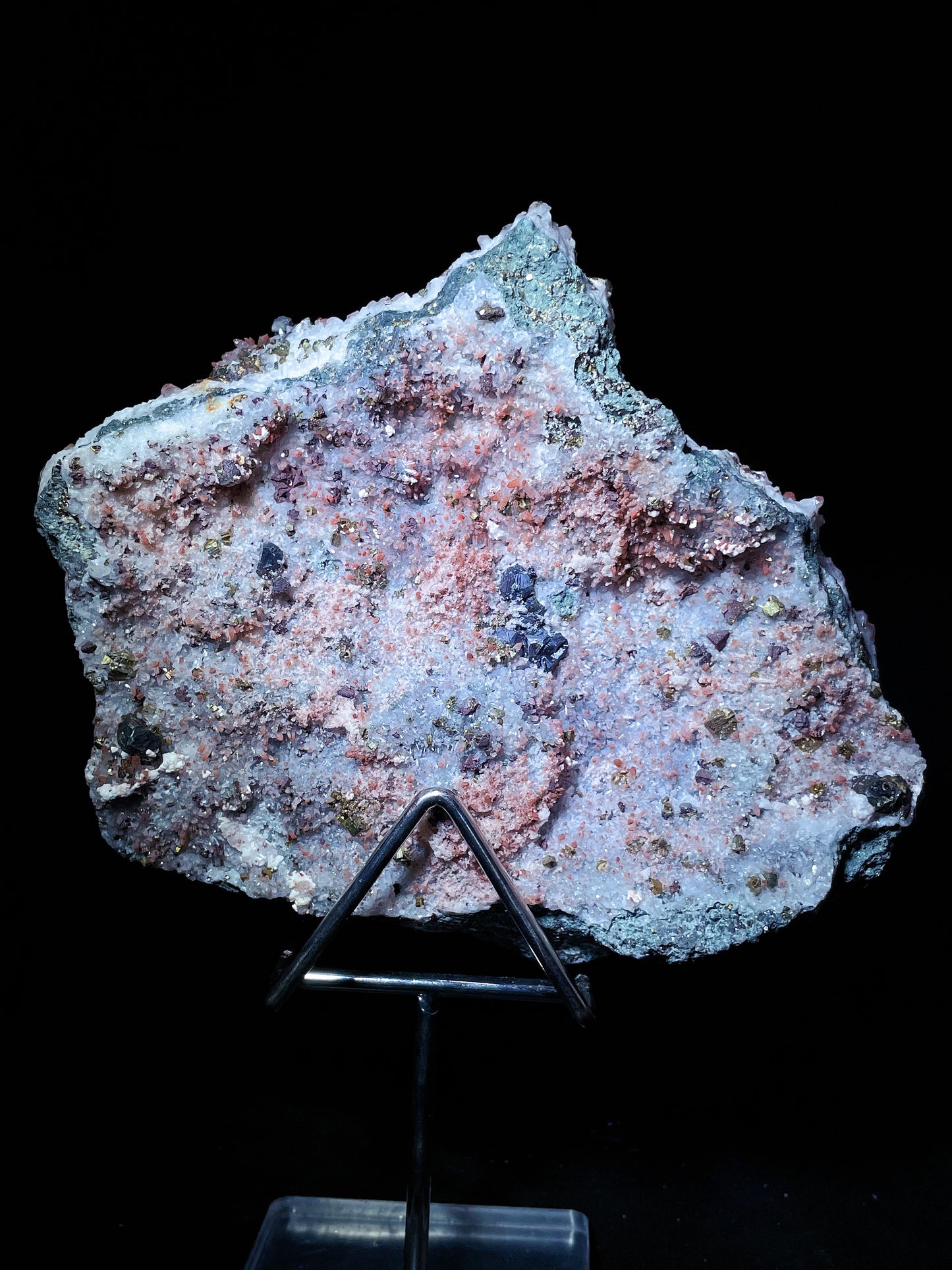 red quartz with calcite and pyrite specimen Jiangxi China