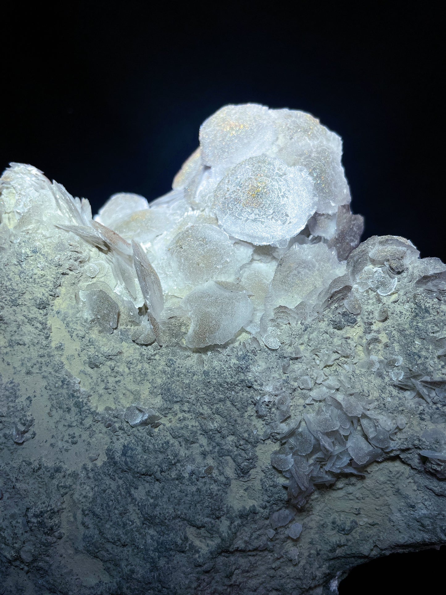 petal calcite with pyrite specimen Hubei China