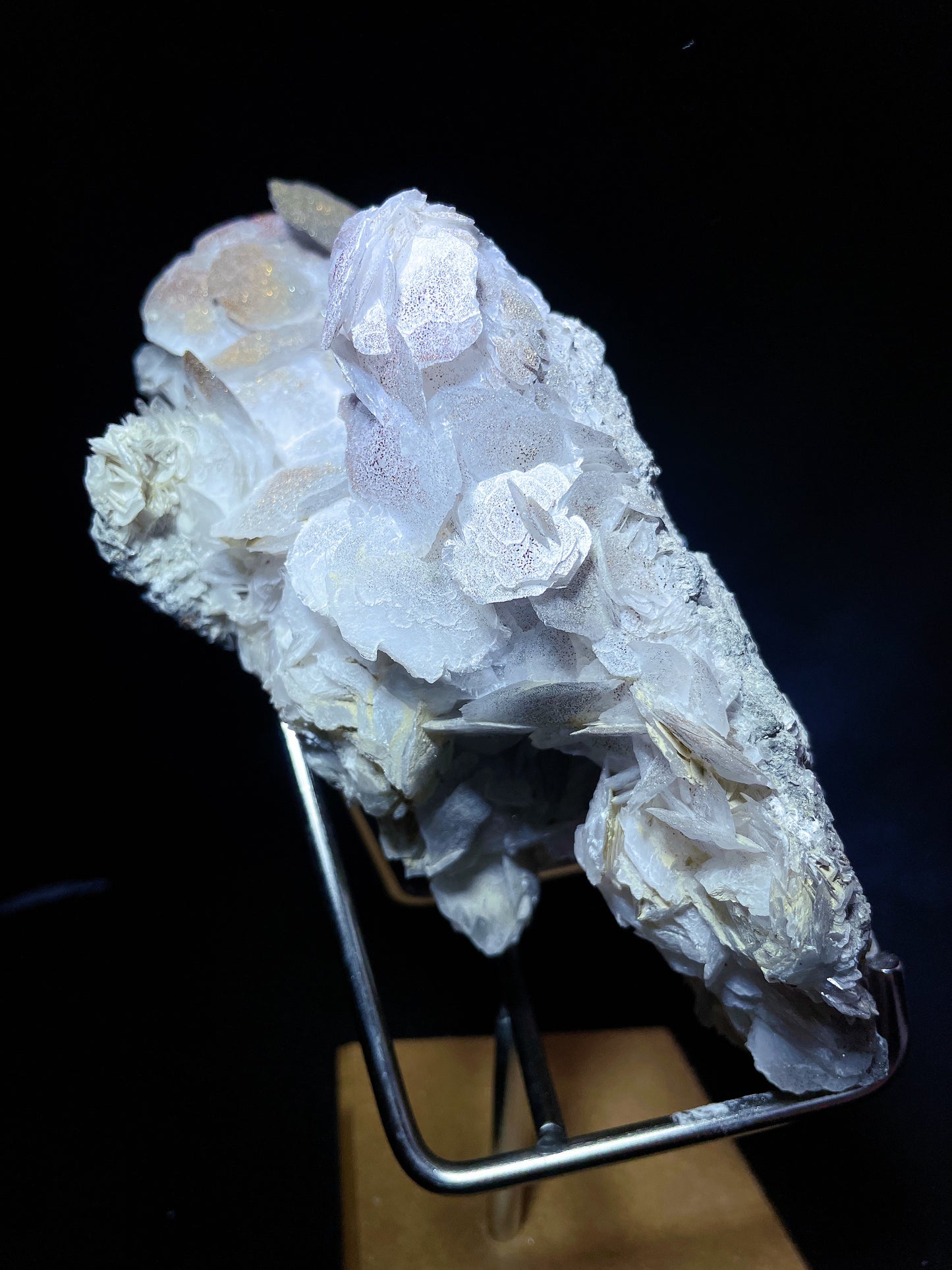 petal calcite with pyrite specimen Hubei China