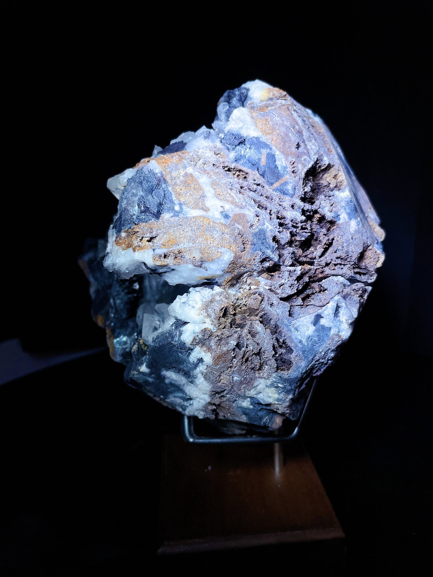 specularite with quartz specimen Jiangxi China