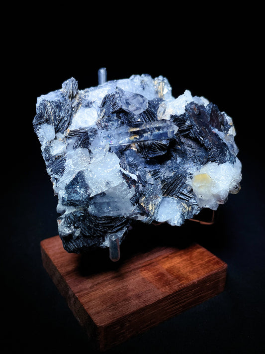 specularite with quartz specimen Jiangxi China