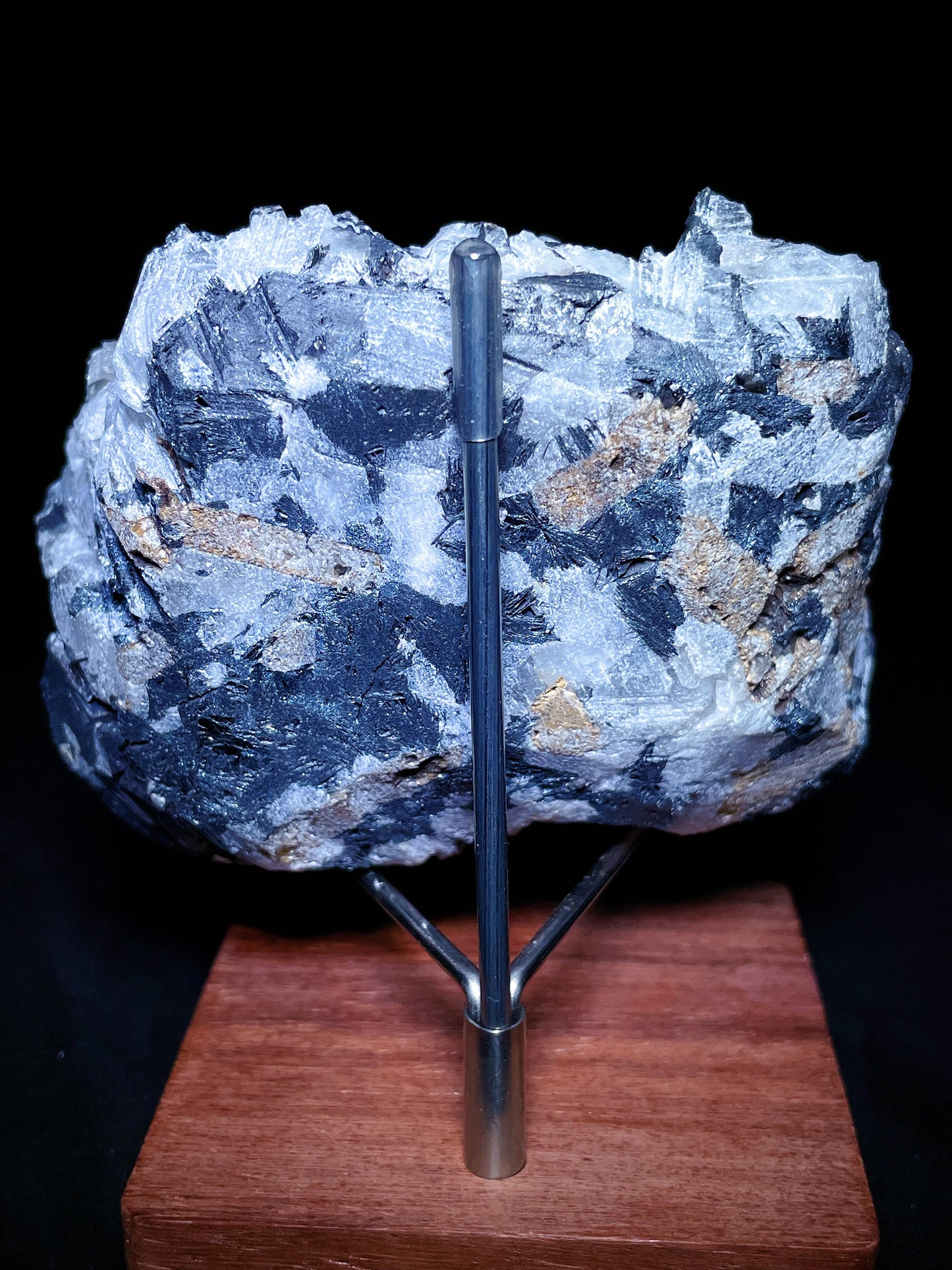specularite with quartz specimen Jiangxi China