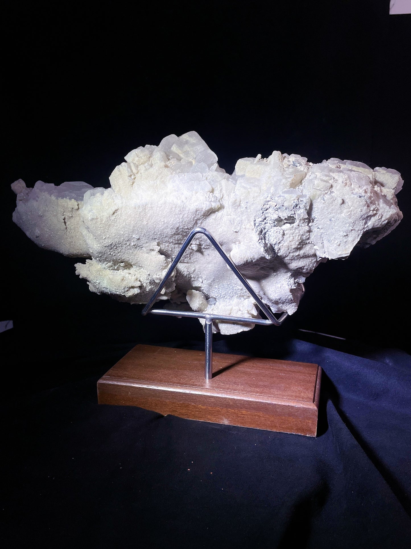 sugar calcite specimen Hubei China