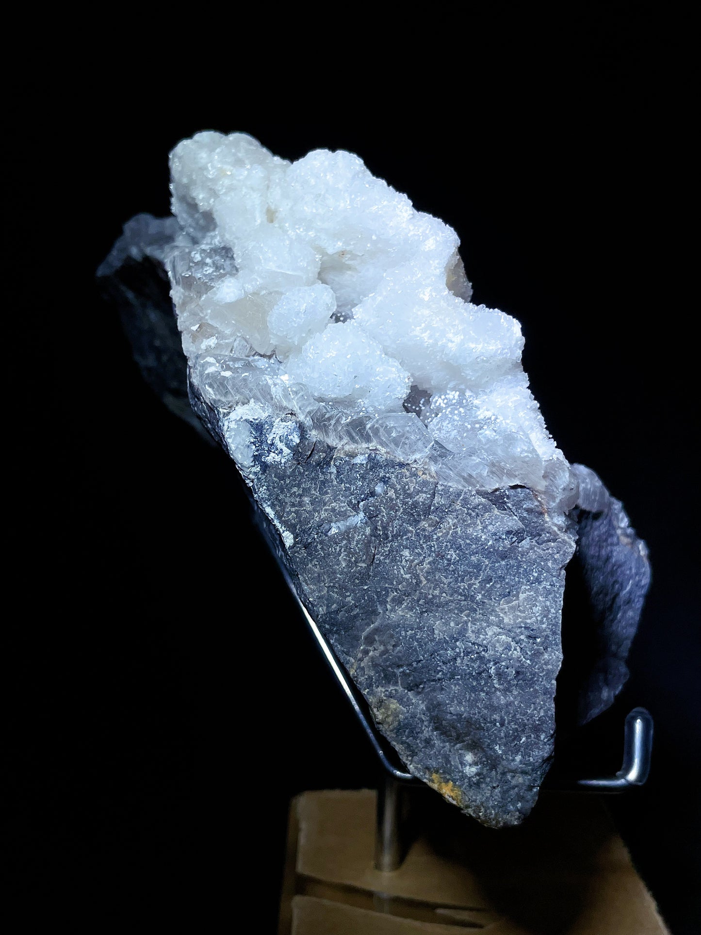selenite specimen Guizhou China