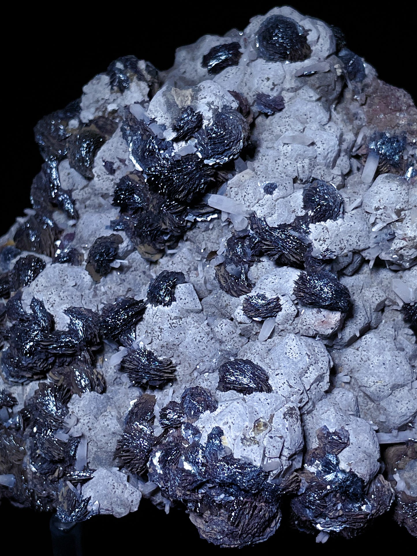 specularite with quartz specimen Inner Mongolia