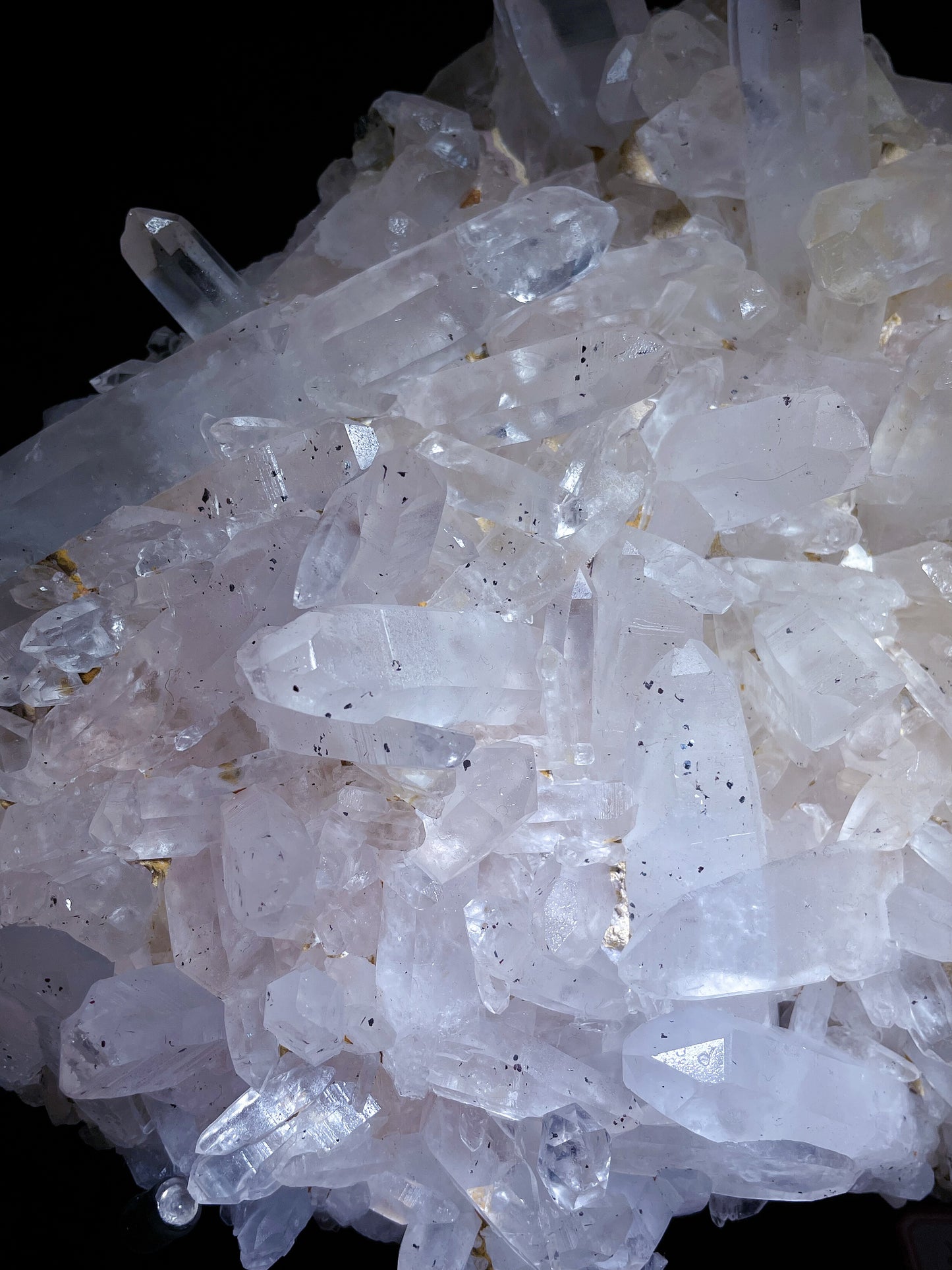 Quartz cluster origin Madagascar