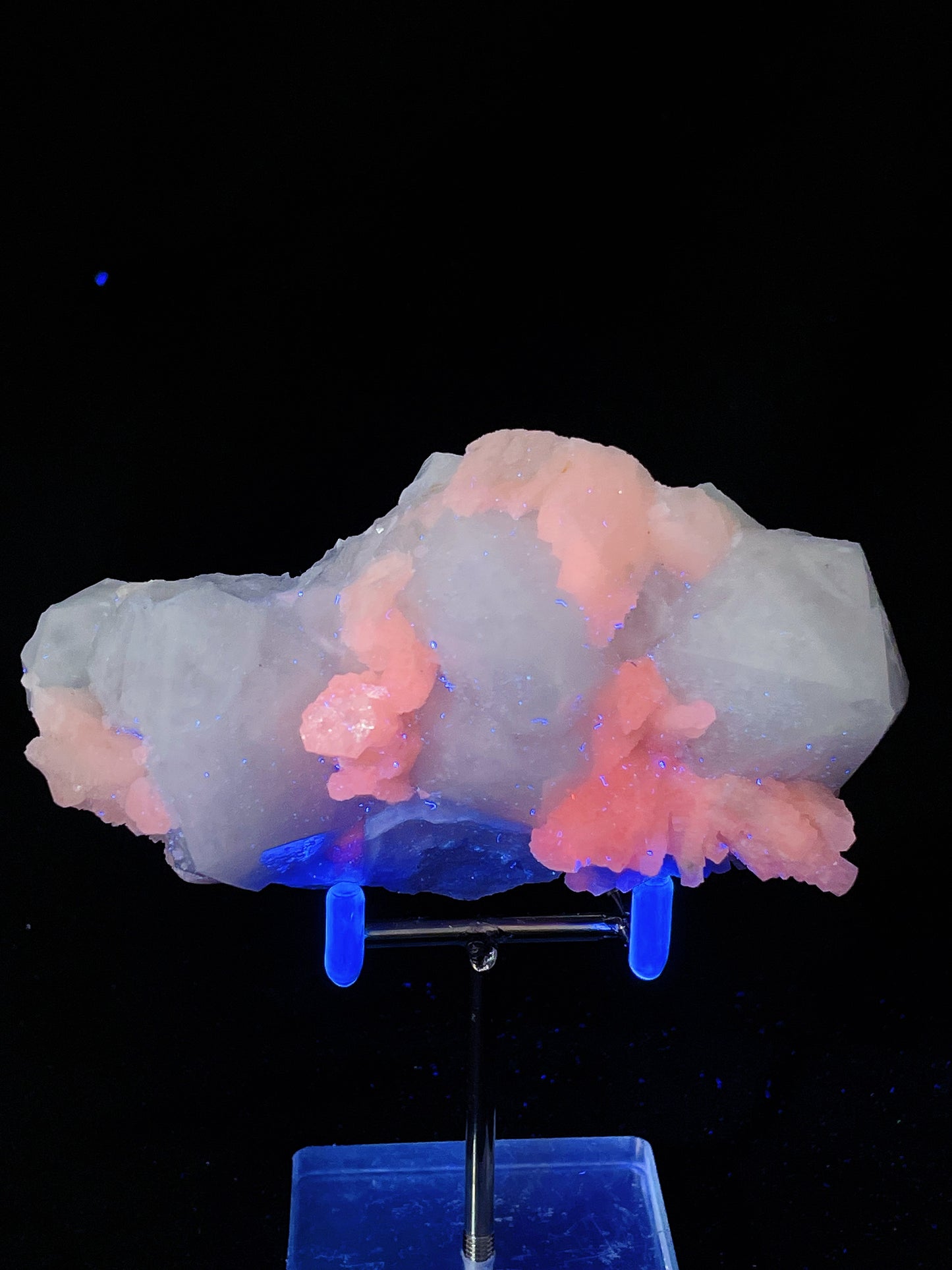 clear quartz with calcite specimen Inner mongolia
