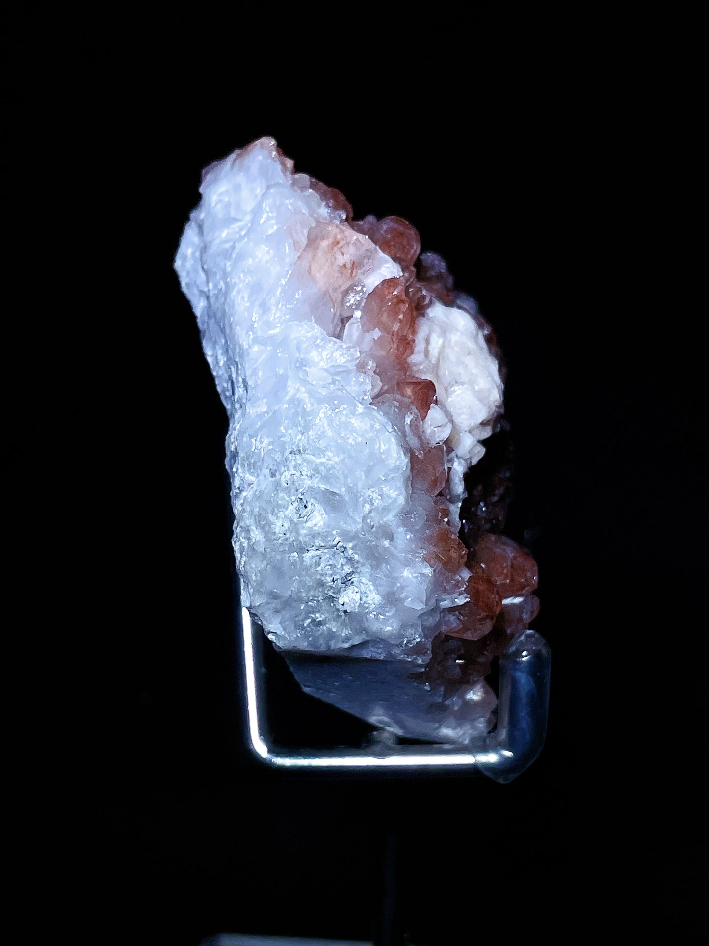 red quartz cluster Shanxi China