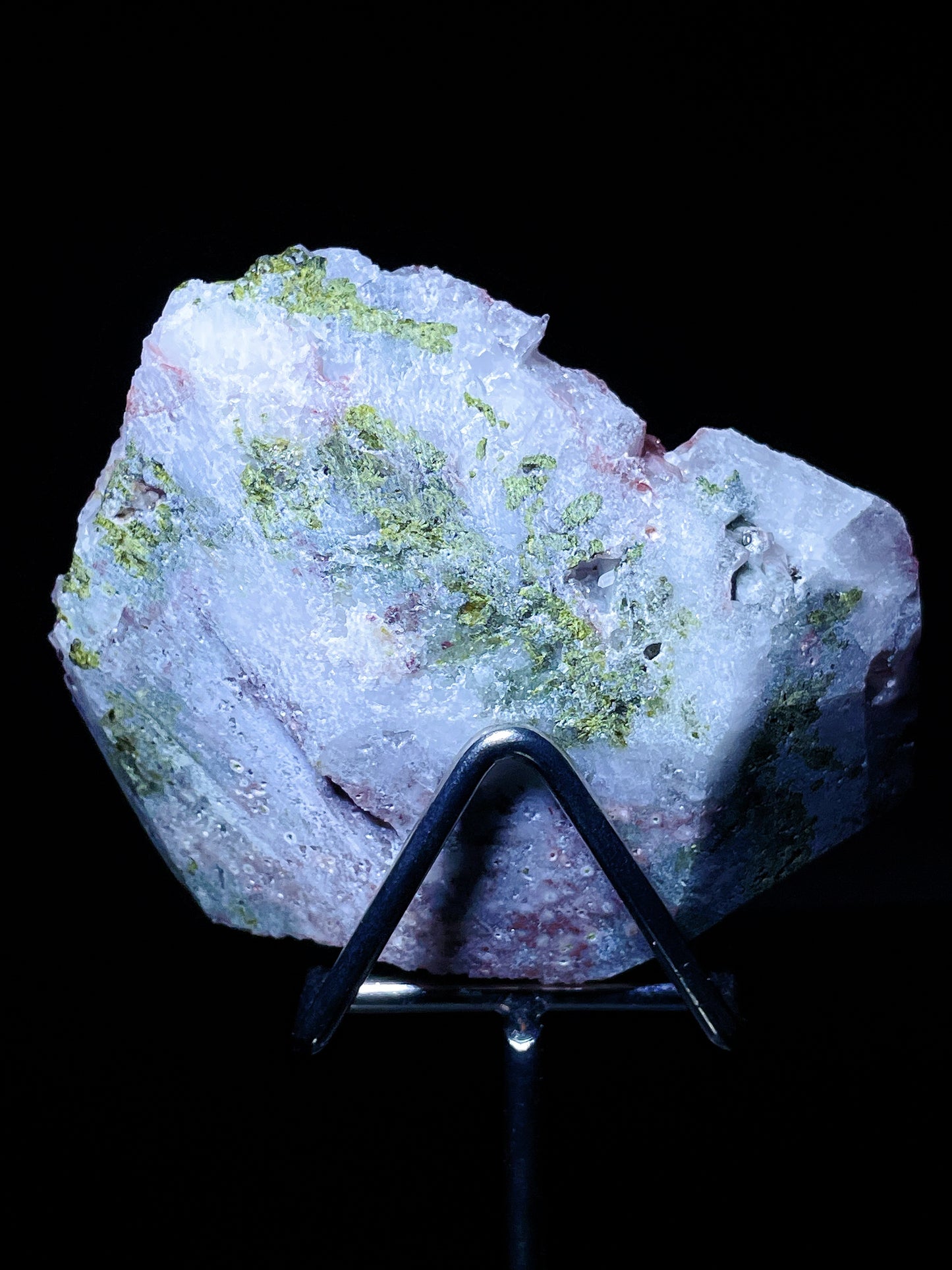 red quartz with epidote specimen Inner Mongolia