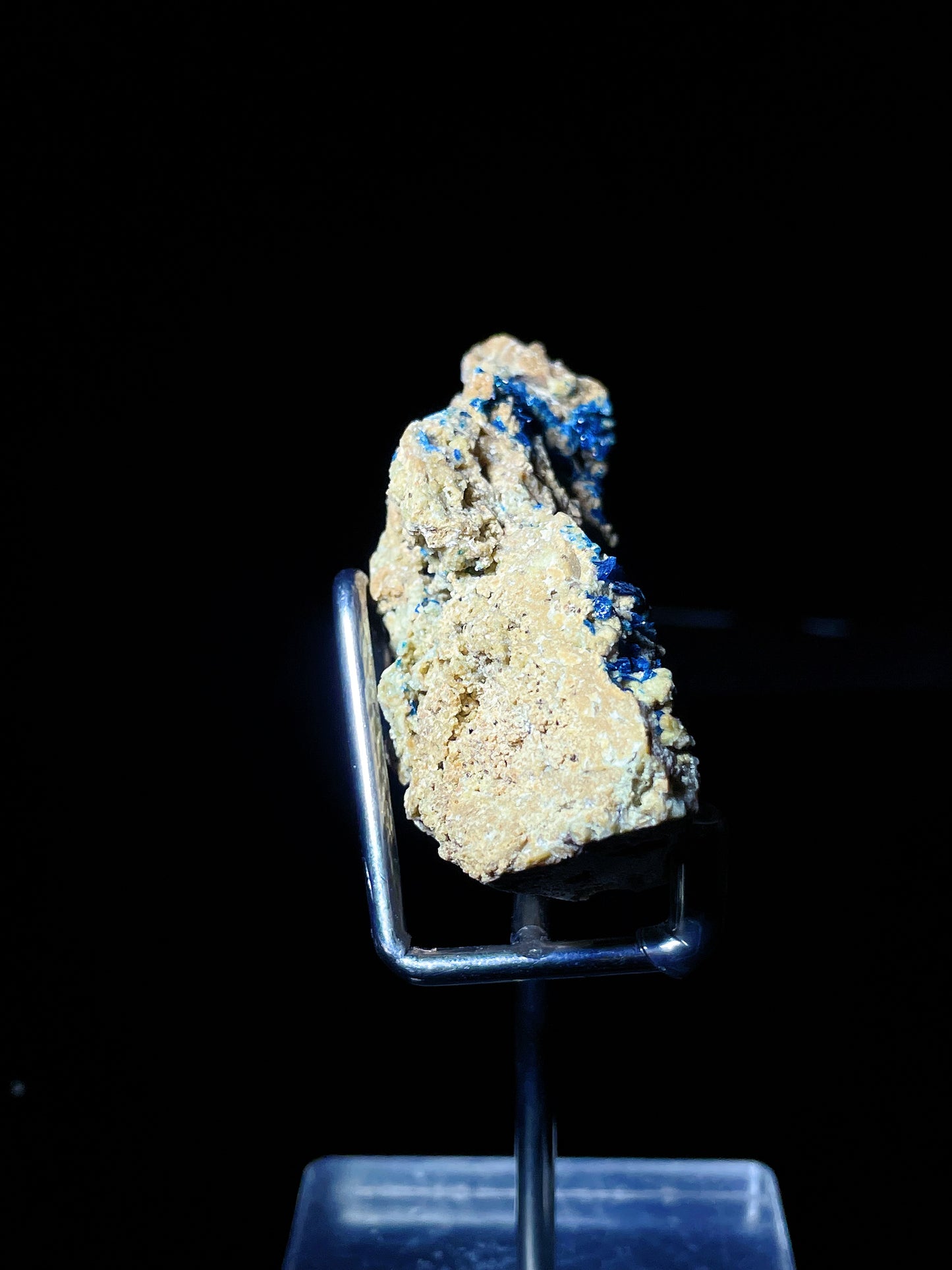 veszelyite specimen Yunnan China