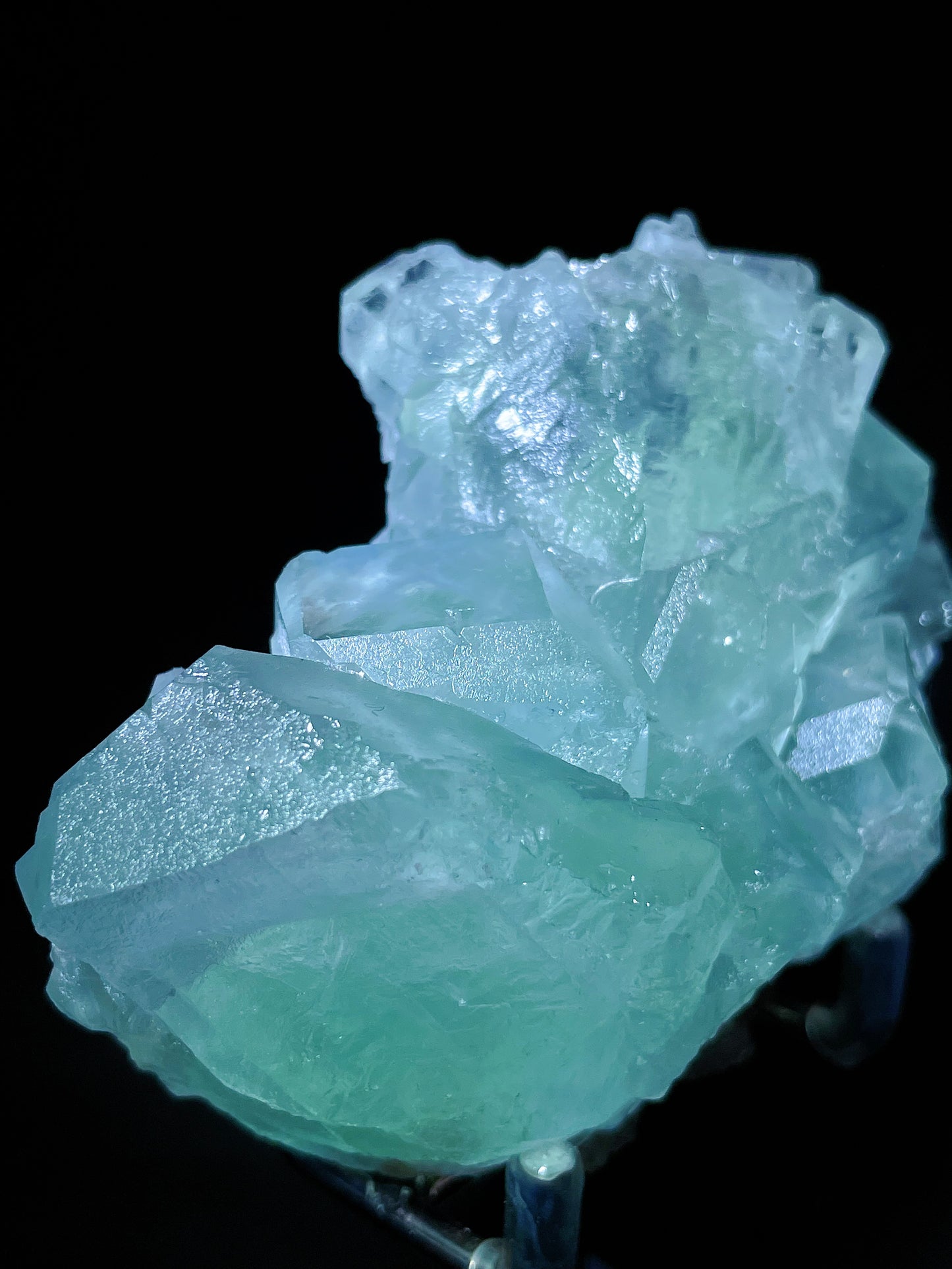 light green fluorite specimen Zhejiang China