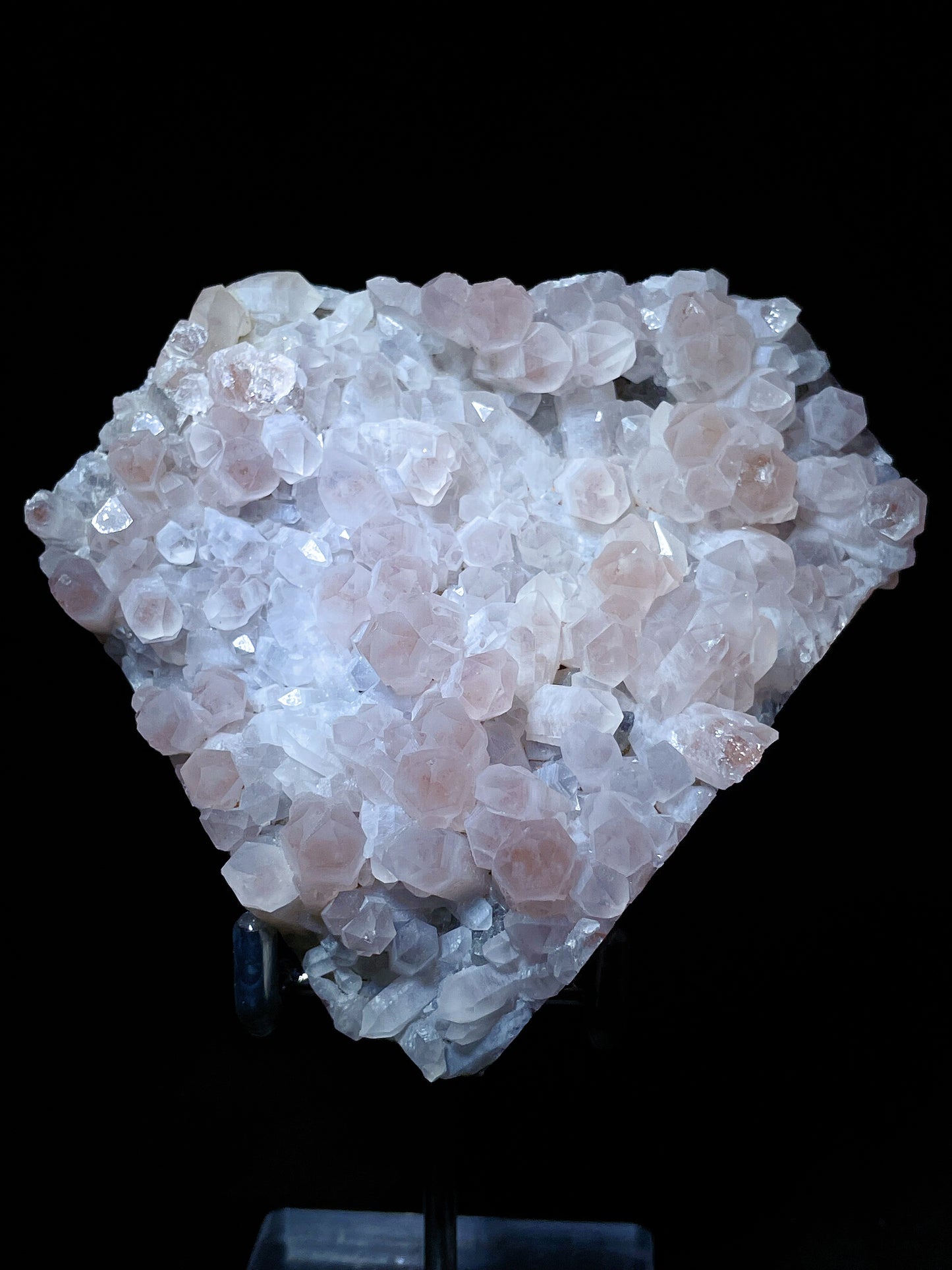 red quartz cluster Fujian China
