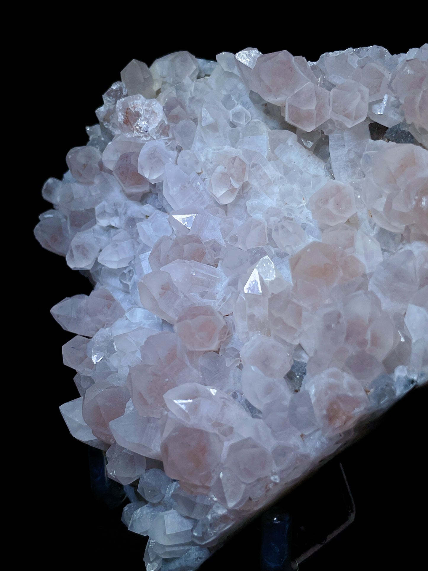 red quartz cluster Fujian China