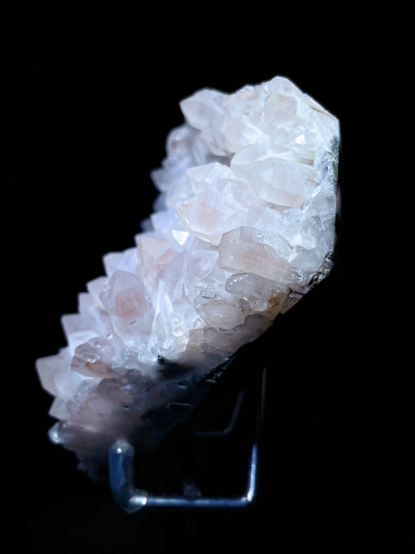 red quartz cluster Fujian China