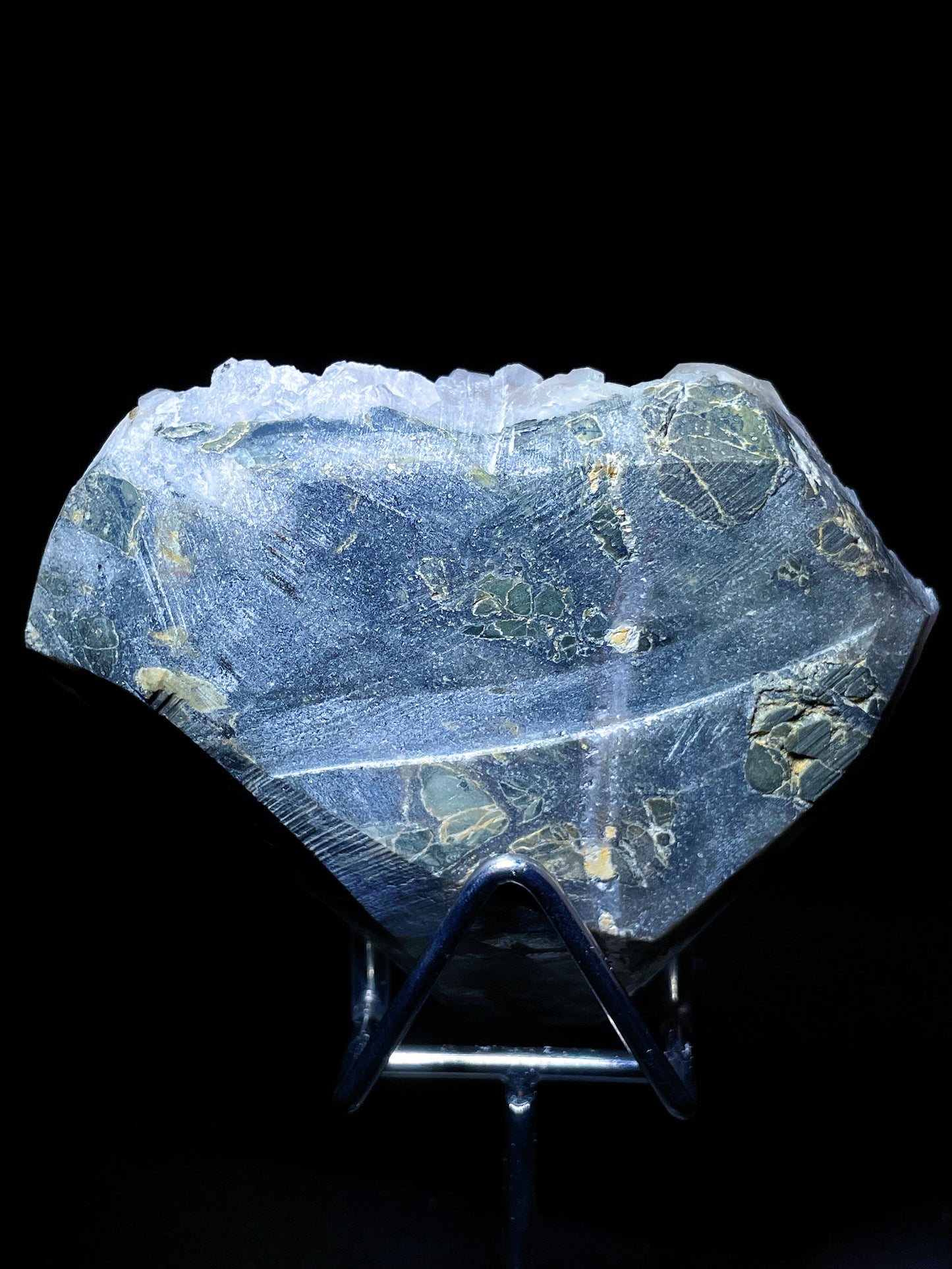 red quartz cluster Fujian China