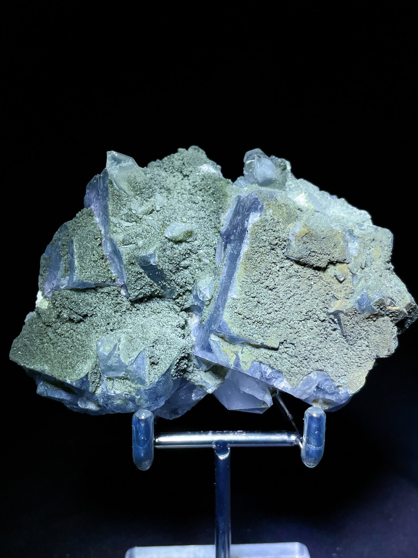 Yaogangxian fluorite specimen China