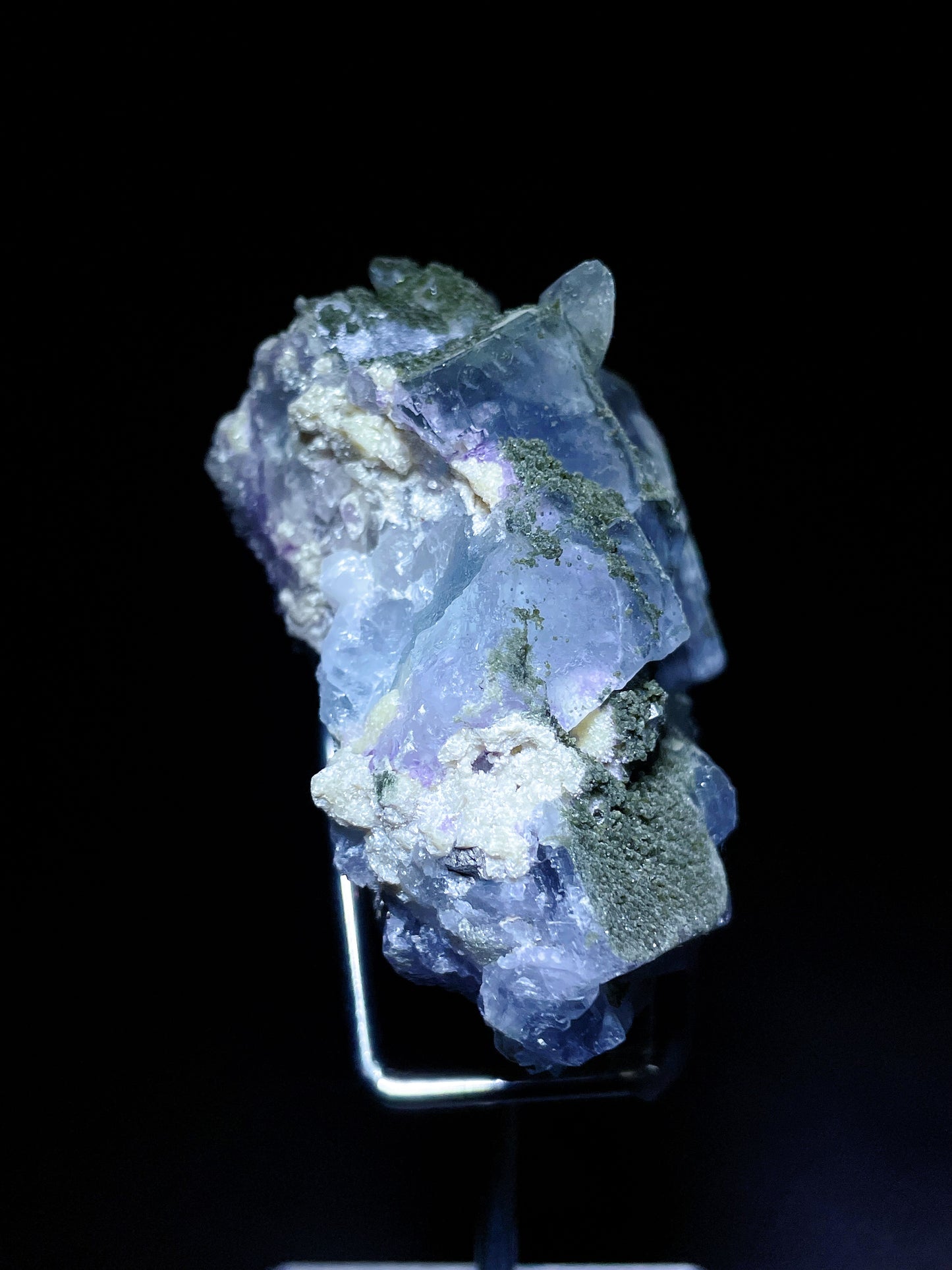 Yaogangxian fluorite specimen China