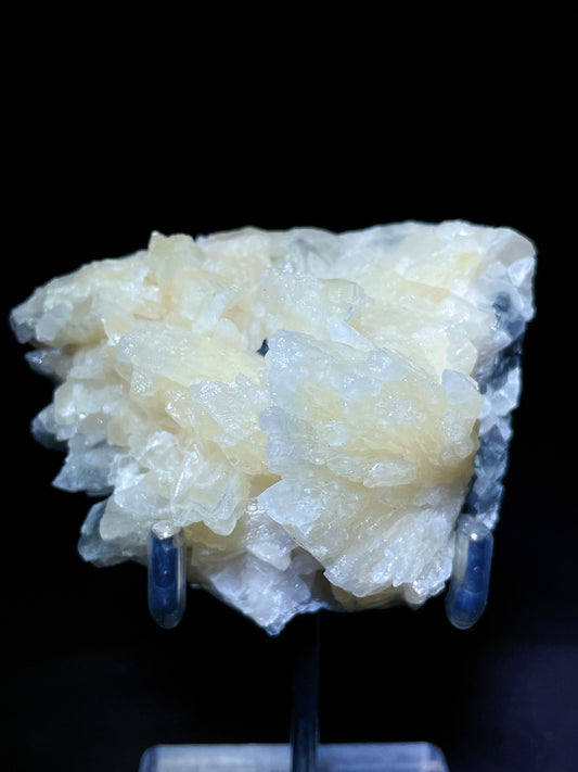 feather calcite specimen Hubei China