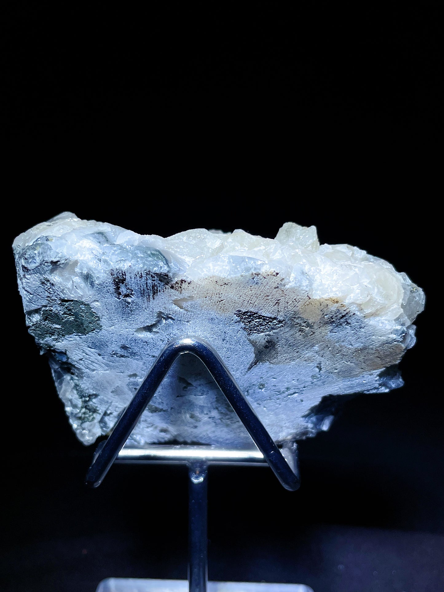 feather calcite specimen Hubei China