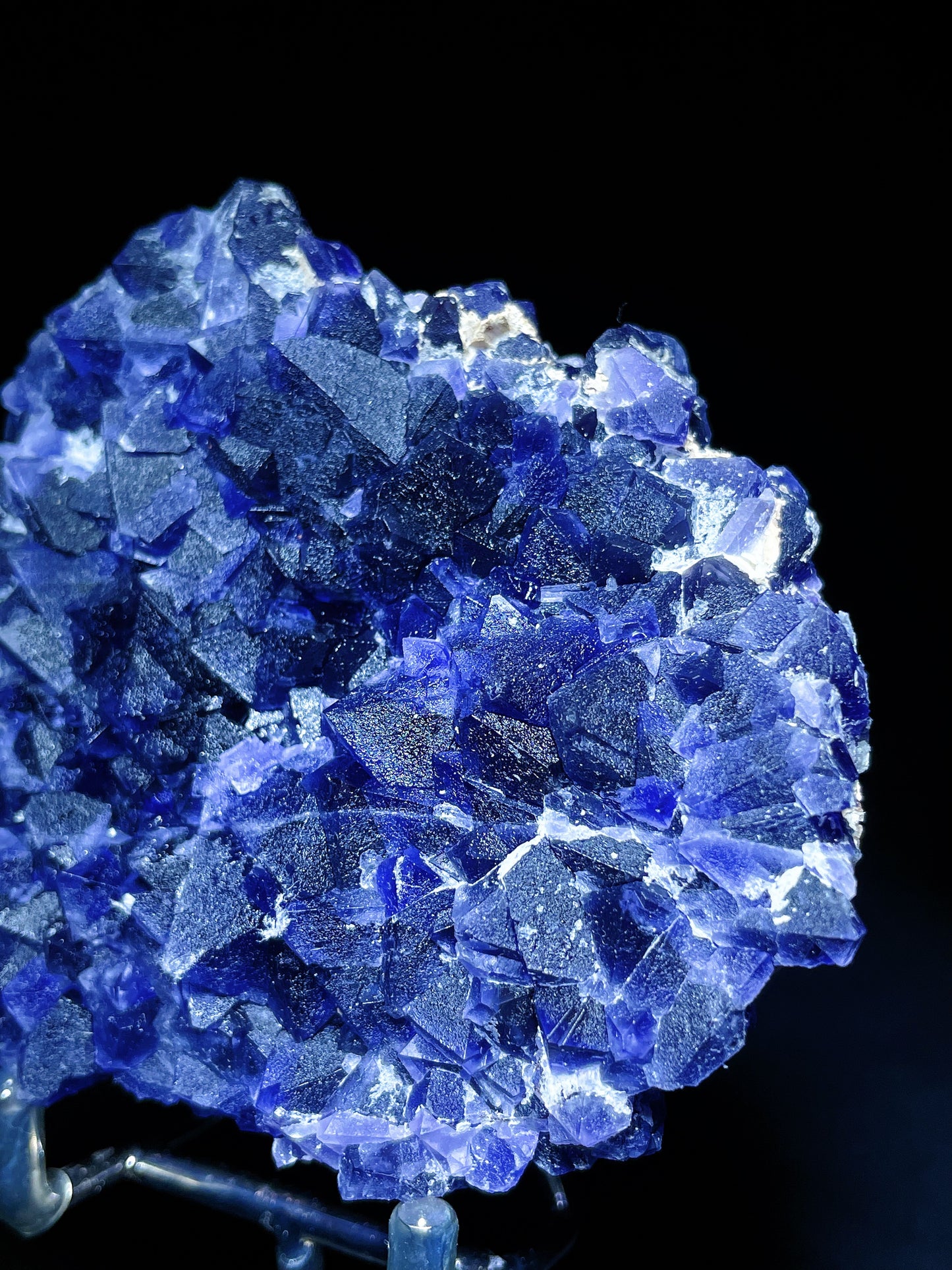octahedron purple fluorite specimen Zhejiang China