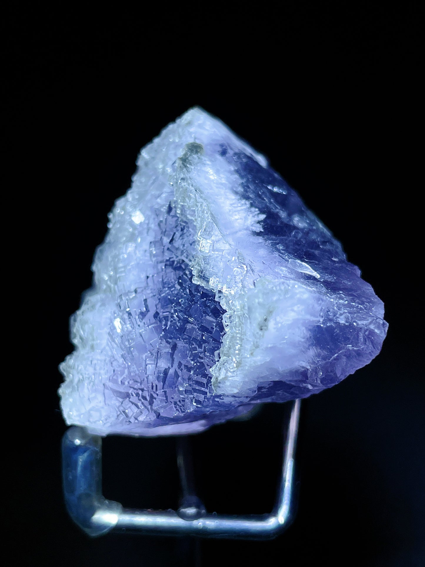 xianghualing fluorite specimen Hunan China