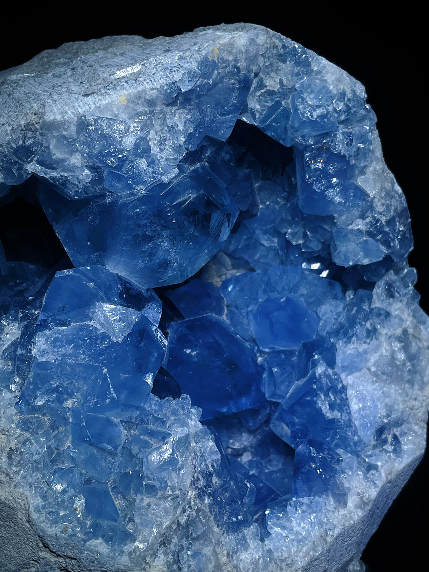 celestite specimen Madagascar