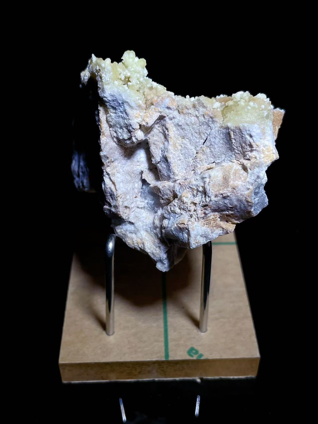 Gibbsite specimen origin Guizhou China