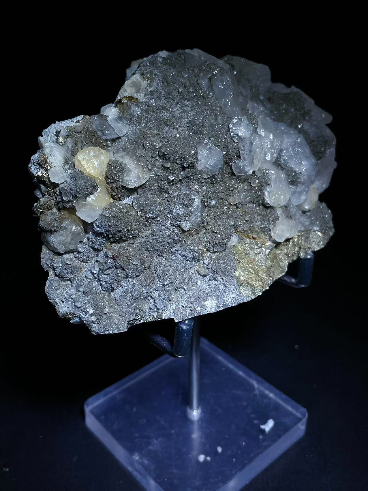 Calcite with pyrite specimen origin Hubei China