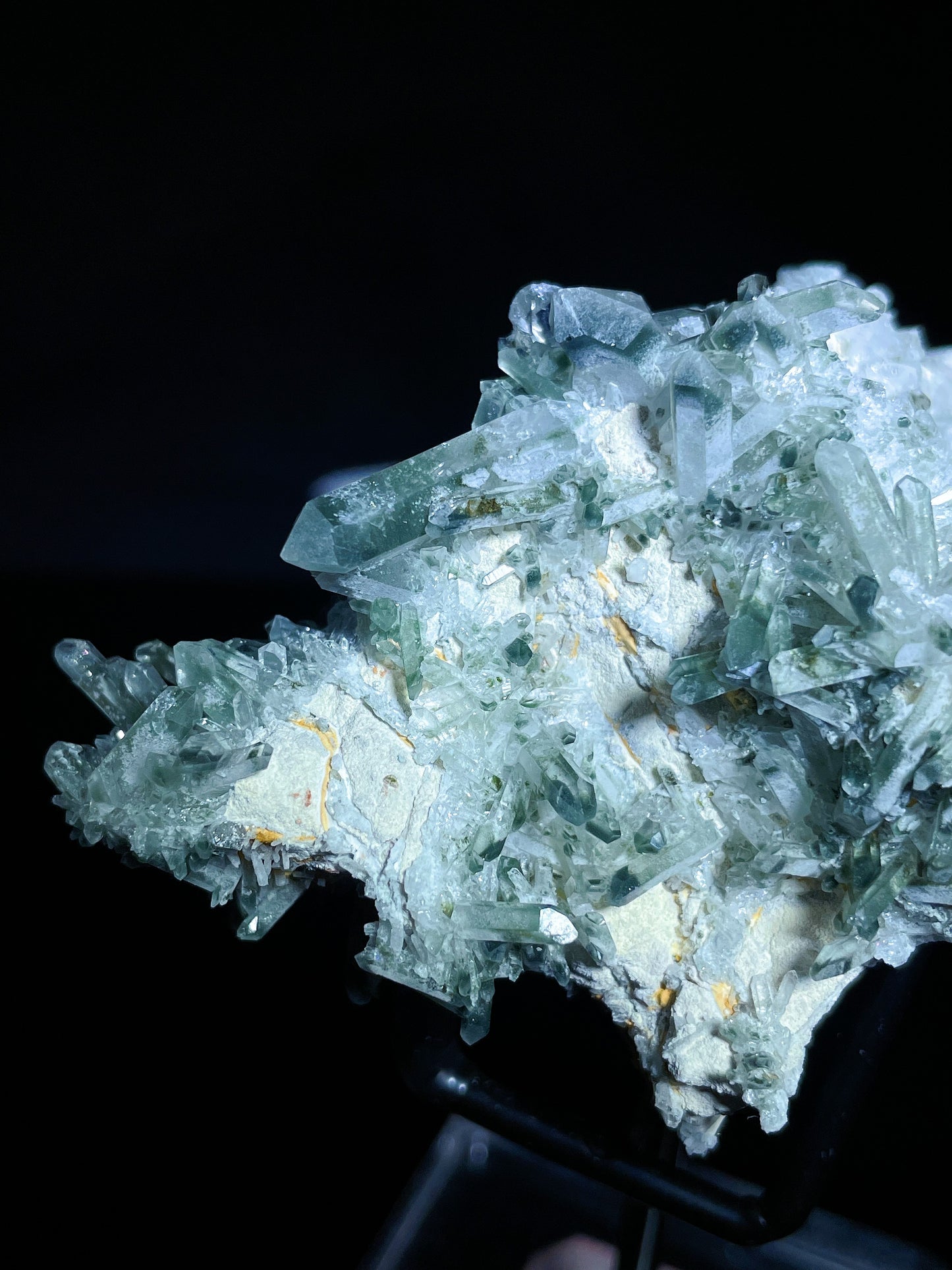 green garden quartz cluster Sichuan China