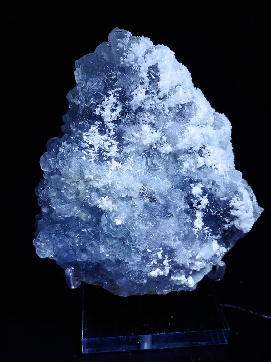 Hunan China xhl fluorite specimen