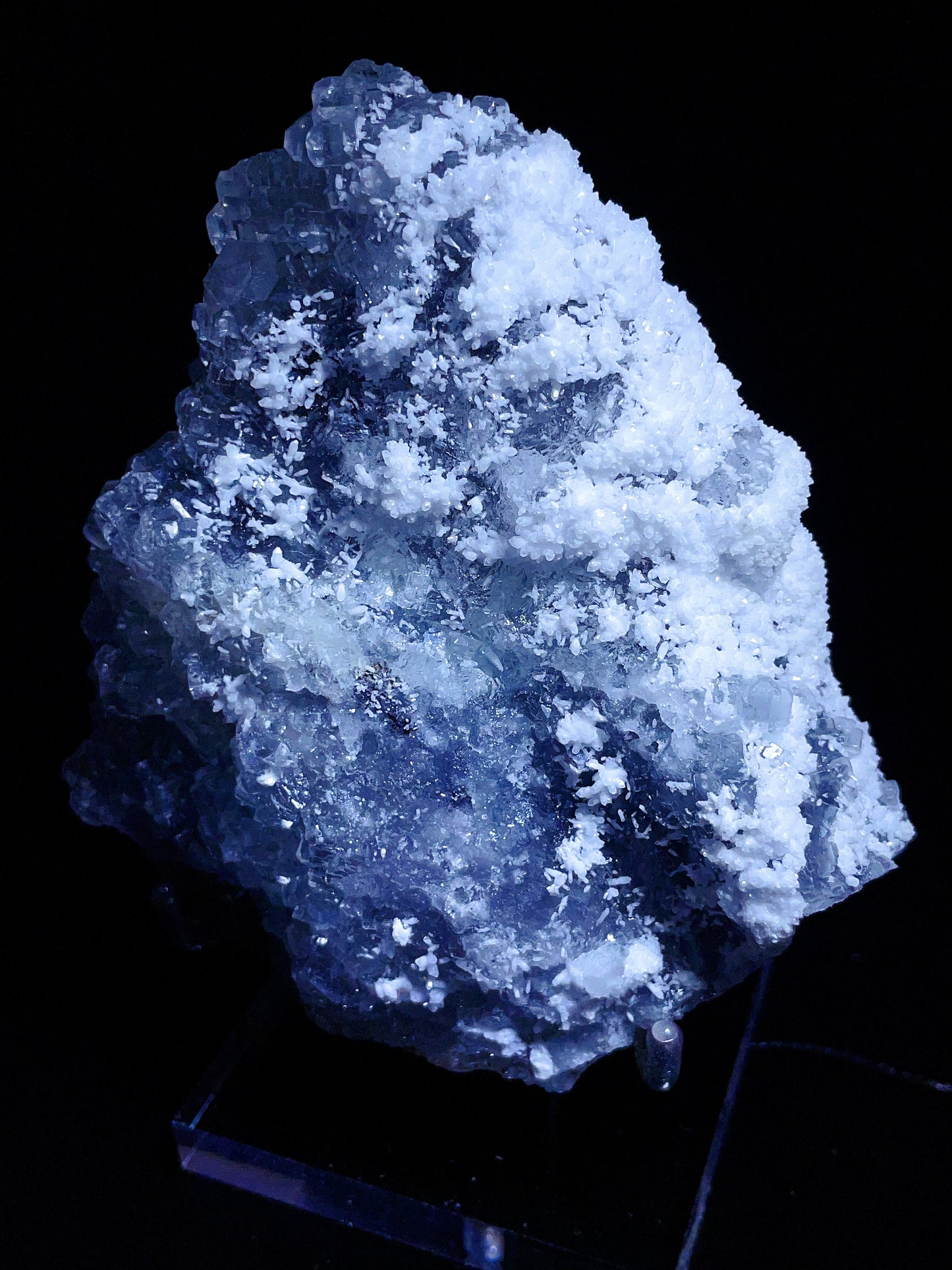 Hunan China xhl fluorite specimen