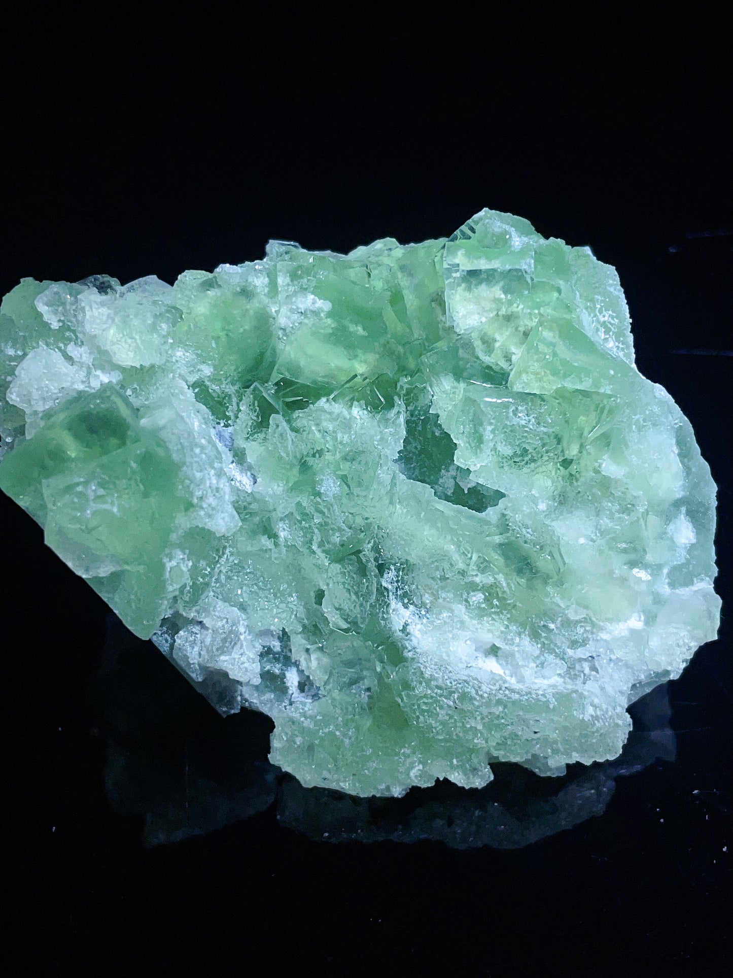 Hunan China xhl green fluorite specimen