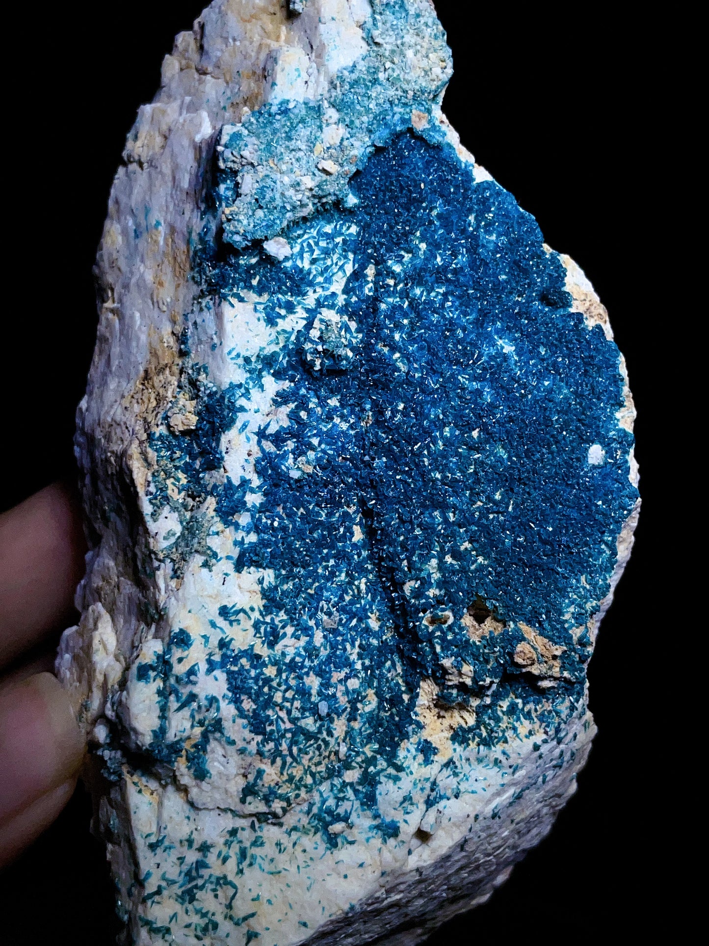Yunnan China Veszelyite specimen