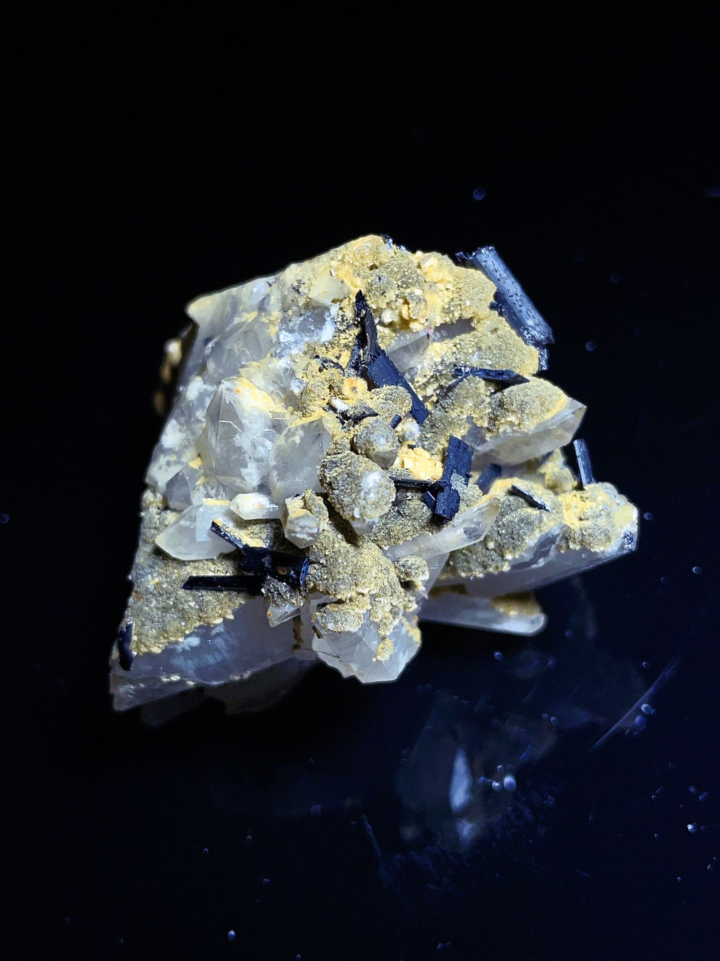Hunan China wolframite specimen