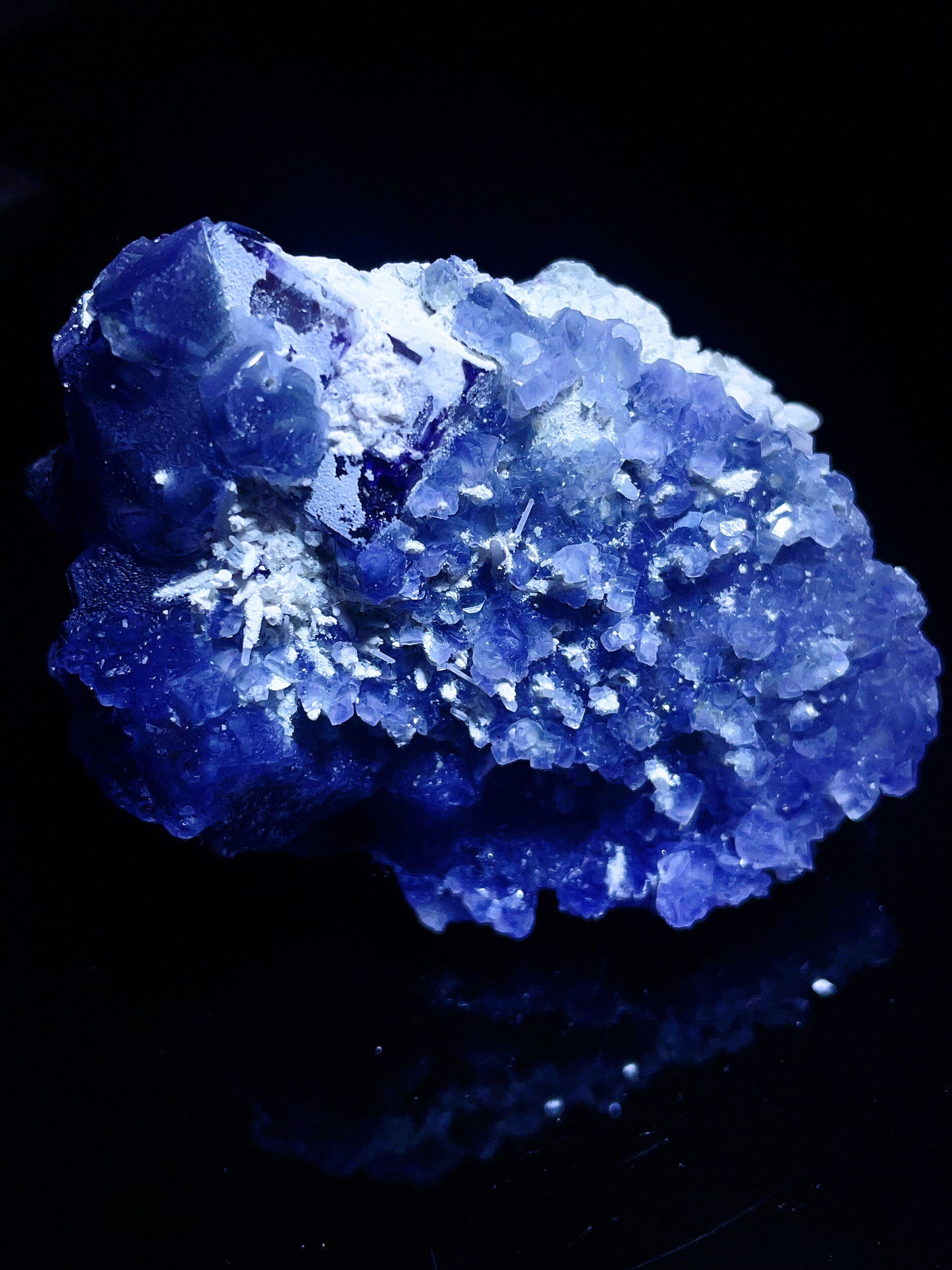 Purple fluorite specimen Inner Mongolia